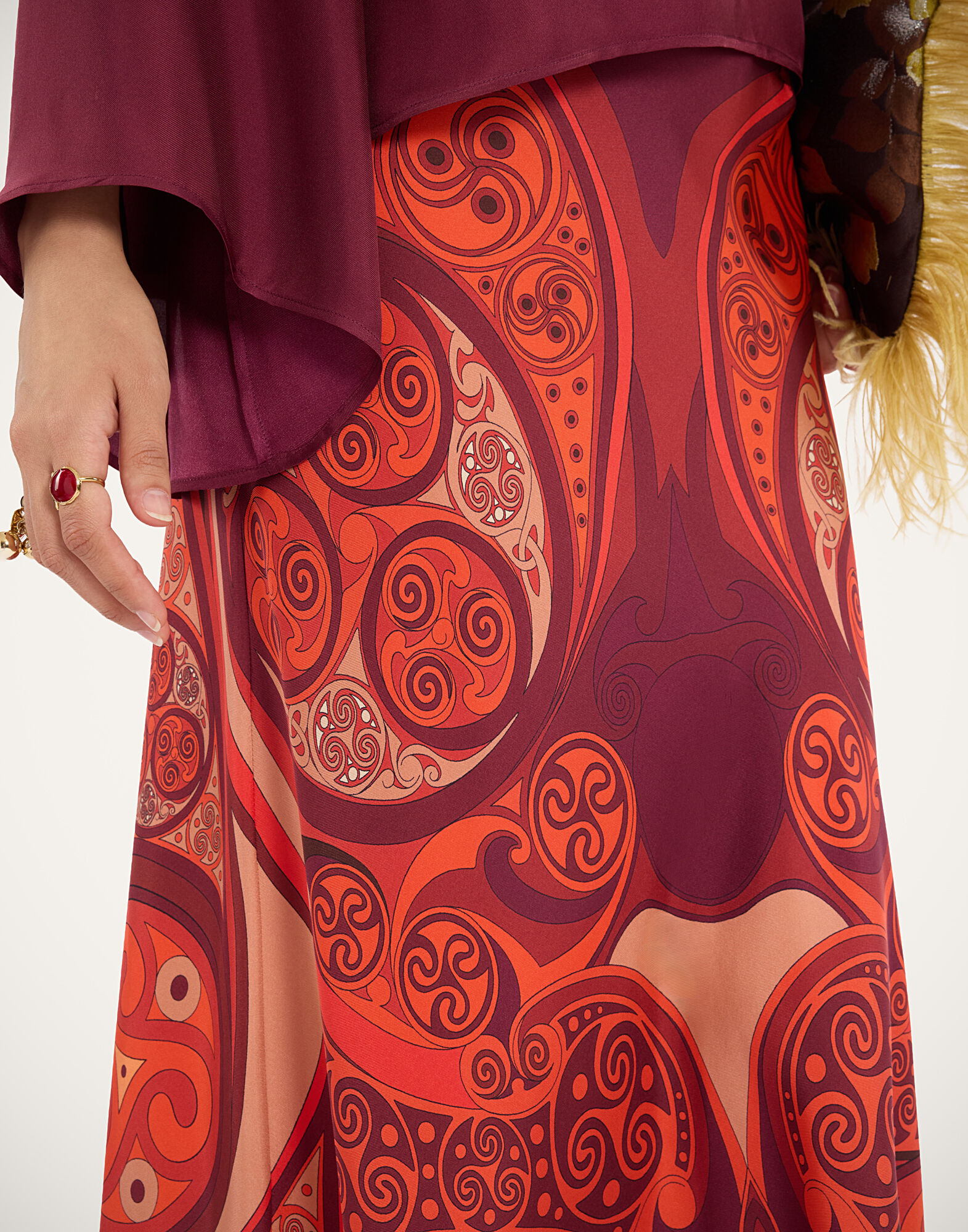 La DoubleJ Sleek Skirt Alchemy Plac&eacute;e Dark Red SKI0127SIL017ALC03RE40