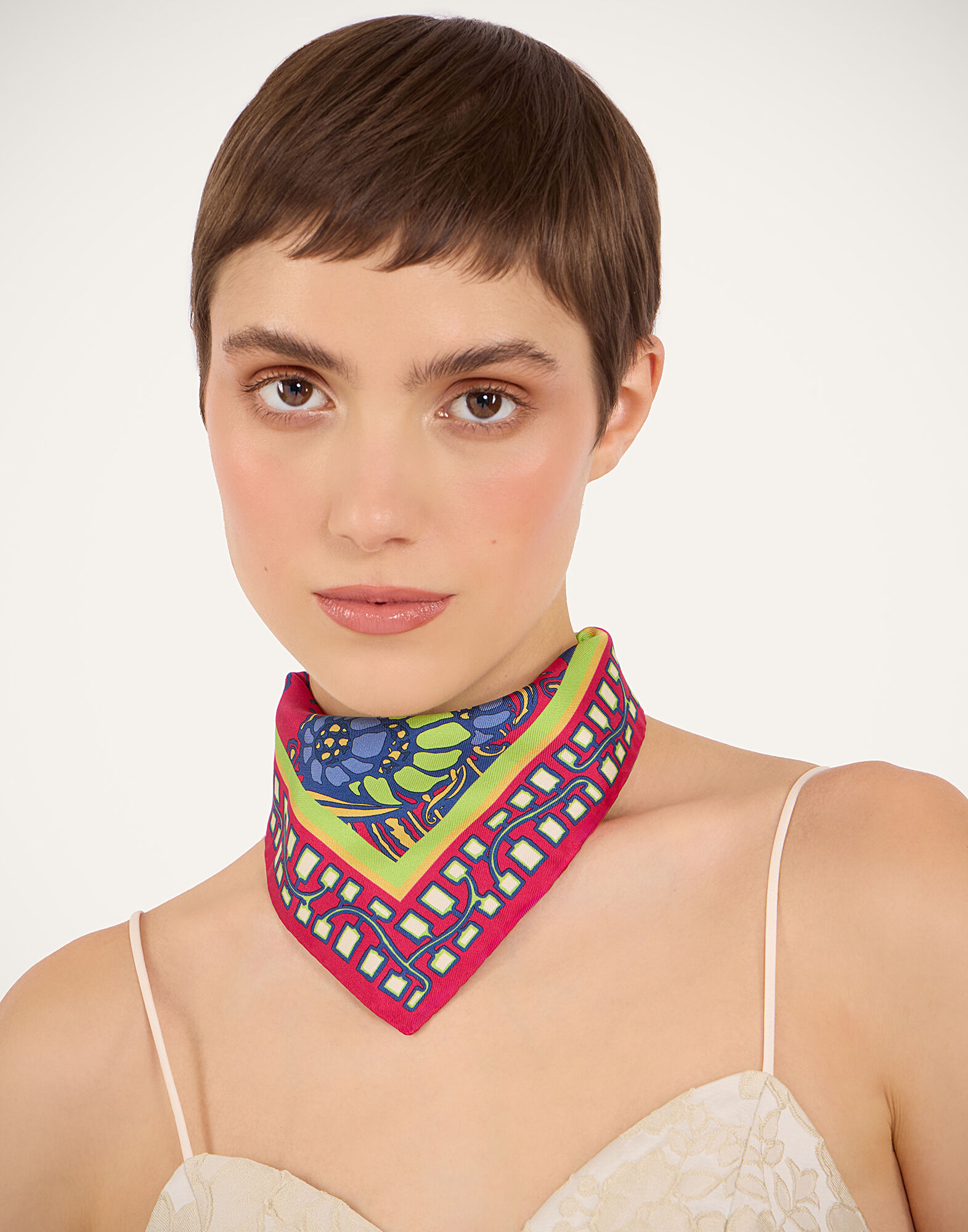 La DoubleJ Foulard 45 Lemuria Plac&eacute;e Pink SCA0065SIL006LEM02PI01