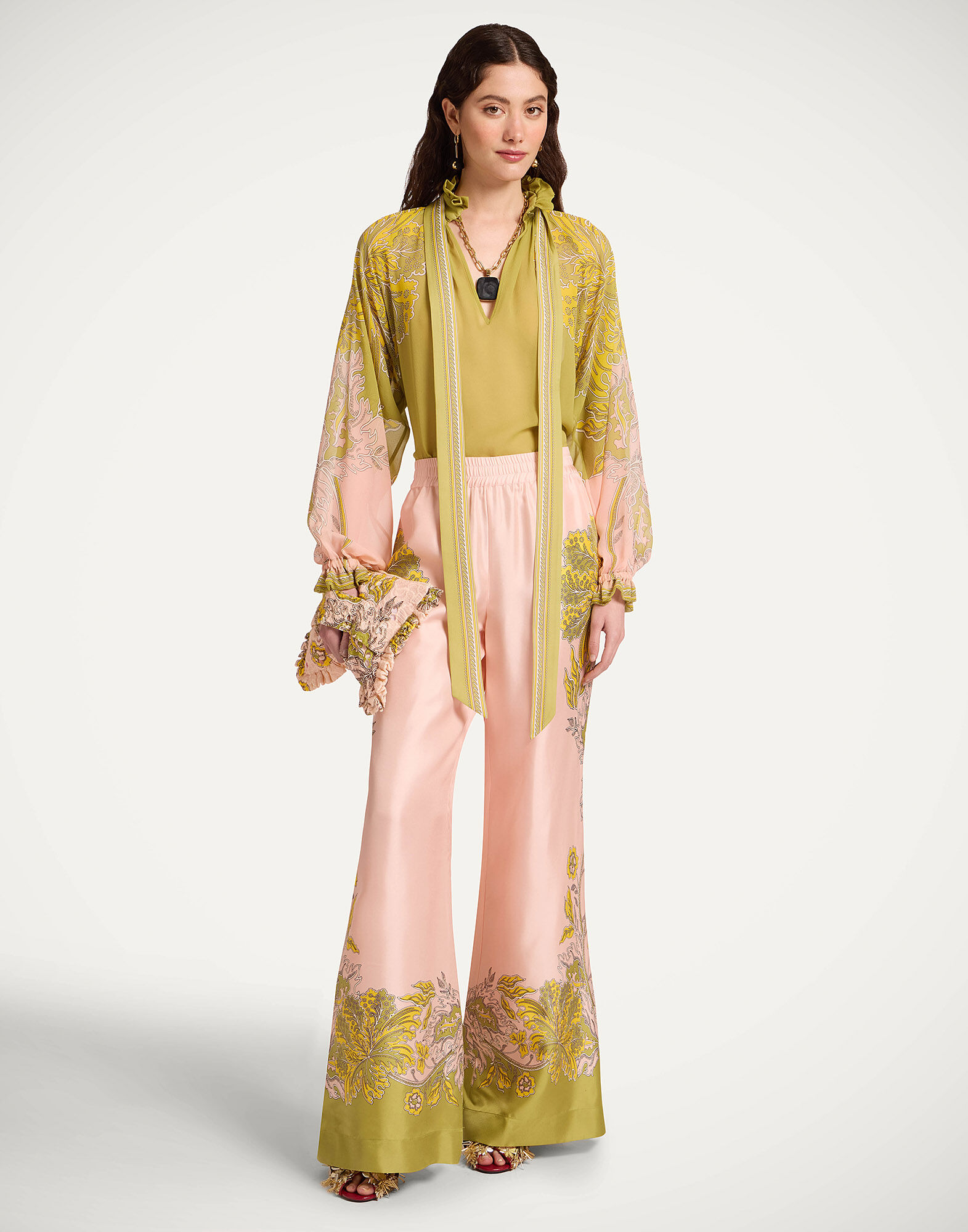 La DoubleJ Cerere Blouse Swathe Plac&eacute;e Green SHI0086SIL014SWA03GR02