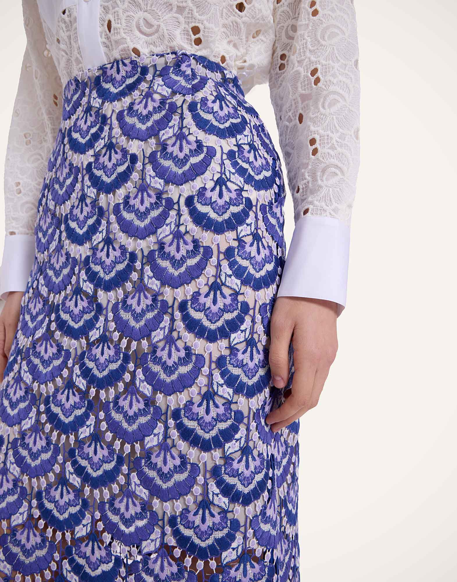 La DoubleJ Pencil Skirt In Bloom Blue SKI0148EMB085BLO01BU03
