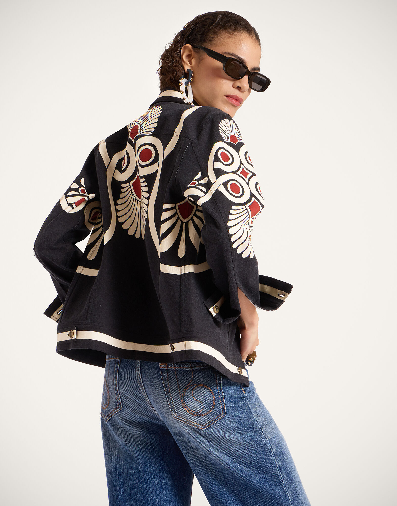 La DoubleJ JJ Jean Jacket Medallion Plac&eacute;e Black JAC0070DEN001MED01BL01
