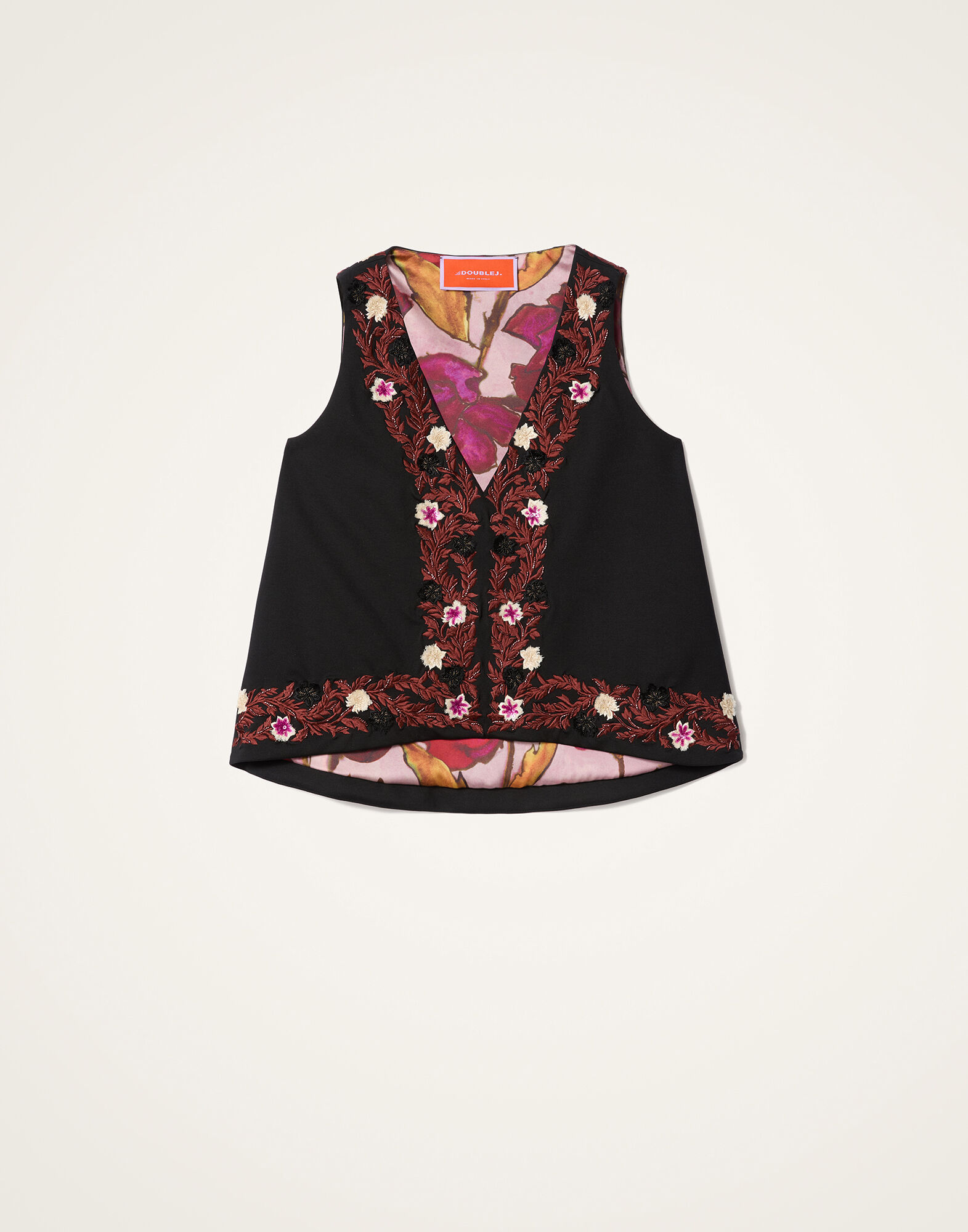 La DoubleJ V-Neck Scala Top Solid Black TOP0181JER071SOLIDBL01