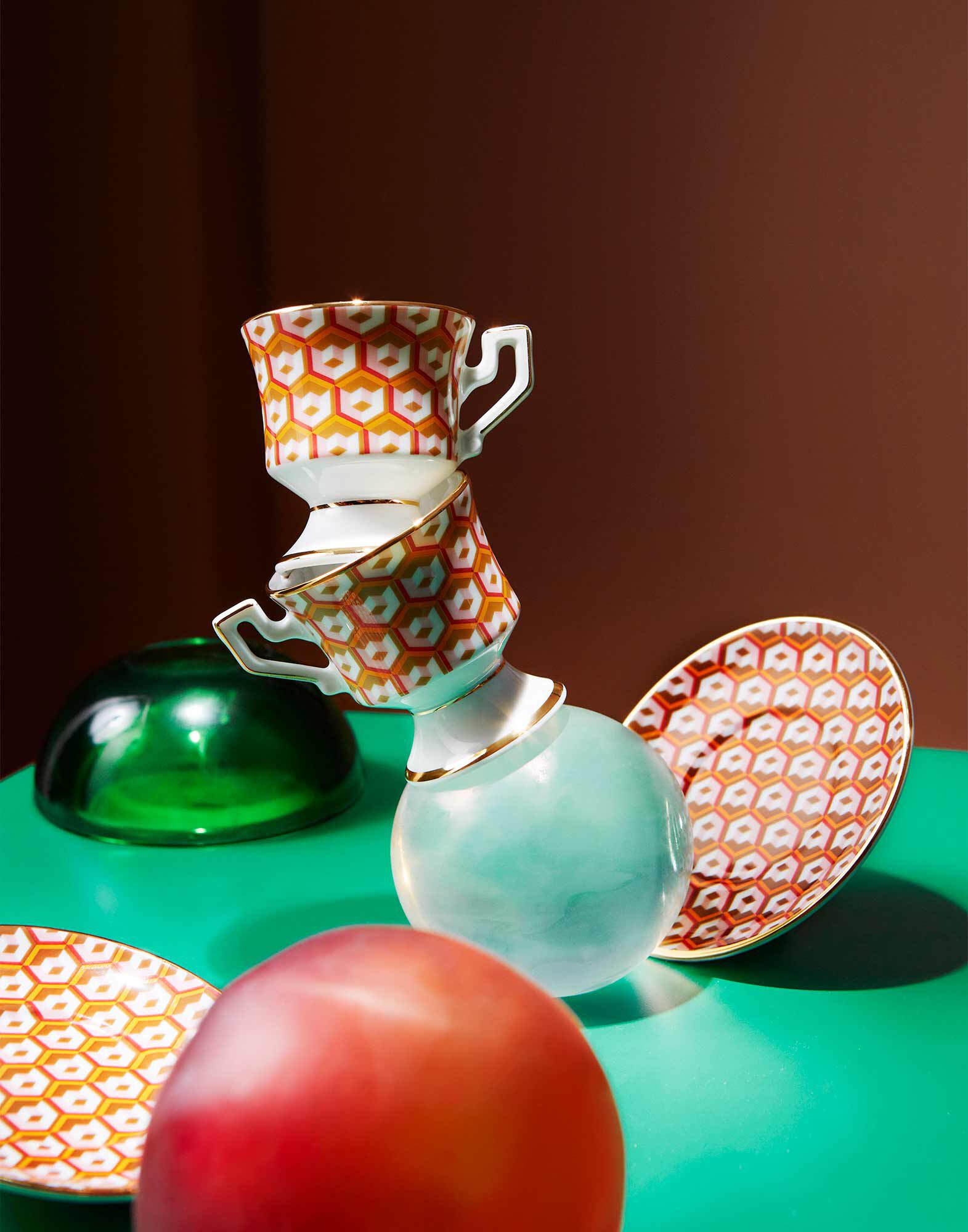 La DoubleJ Espresso Cup & Saucer Set of 2 Cubi Oro DIS0007CER001CUB0006