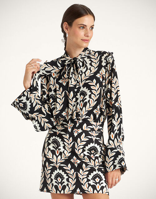 La DoubleJ Ascot Shirt Ghirlanda Black SHI0080CRE001GHI01BL01