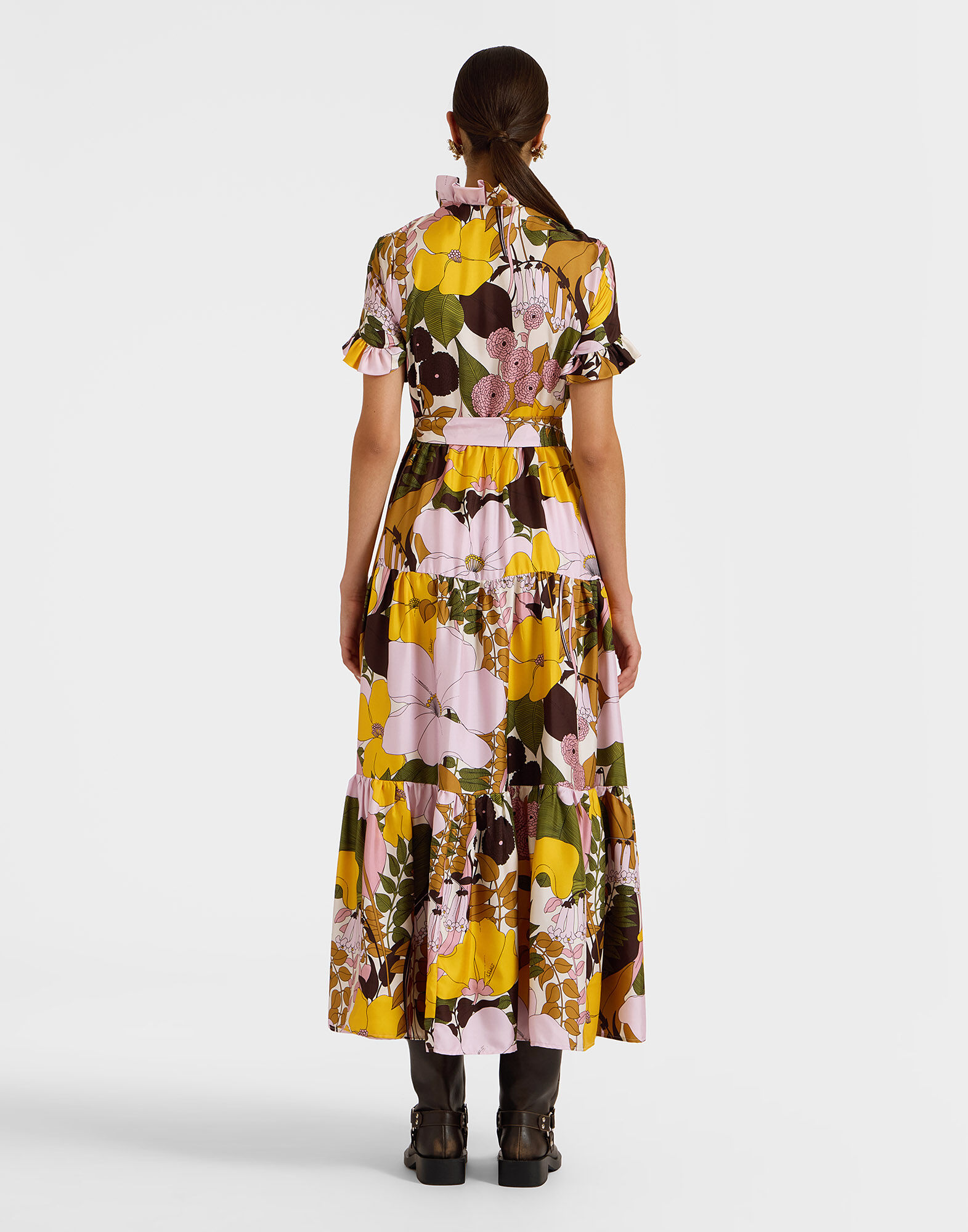 La DoubleJ Long And Sassy Dress Big Flower Rose DRE0017SIL001BFL03PI01