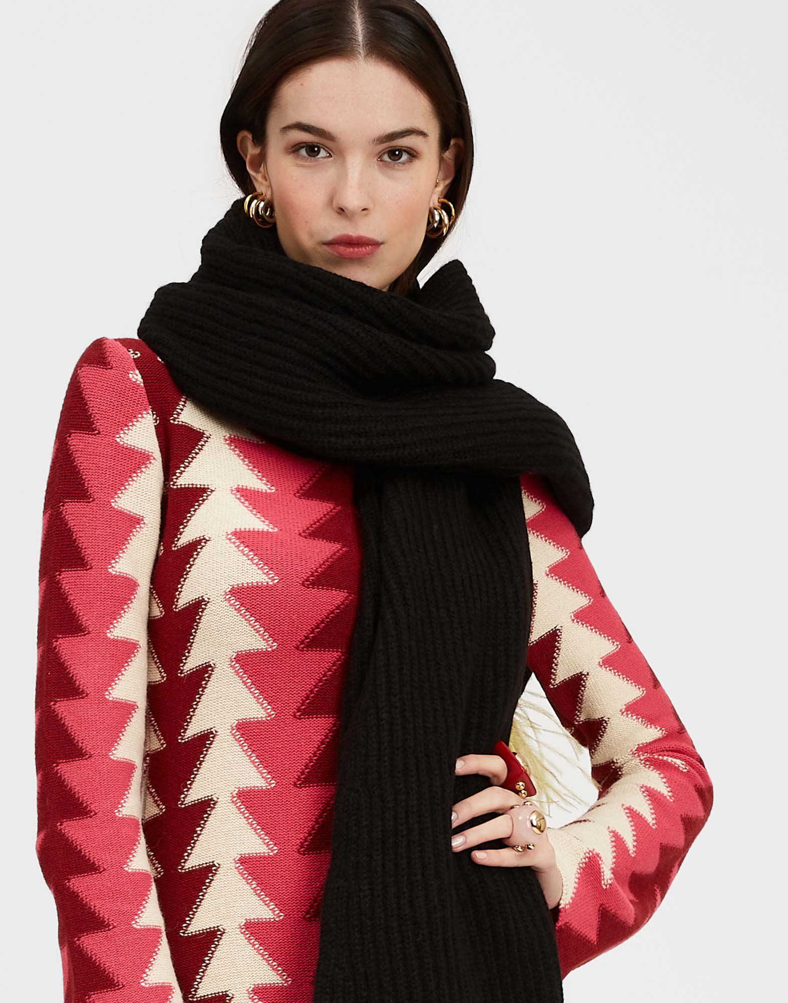 La DoubleJ High Kick Scarf Anthracite SCA0046KNI098VA213GY03