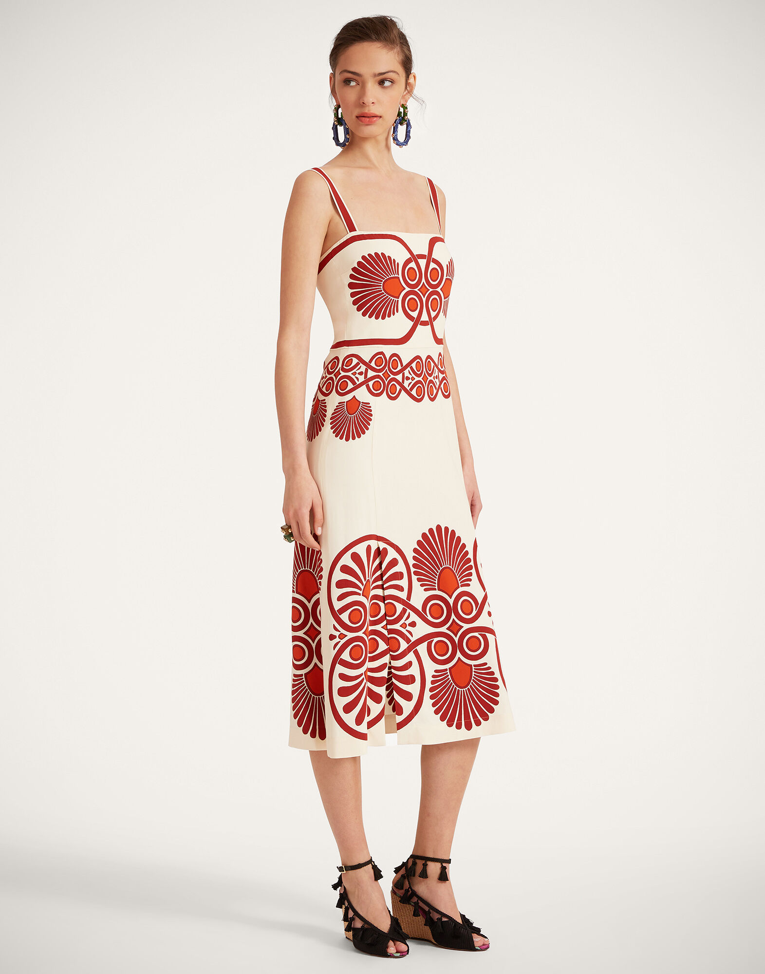 La DoubleJ Buy Me A Martini Dress Medallion Plac&eacute;e Cream DRE0673VIS011MED01WH03