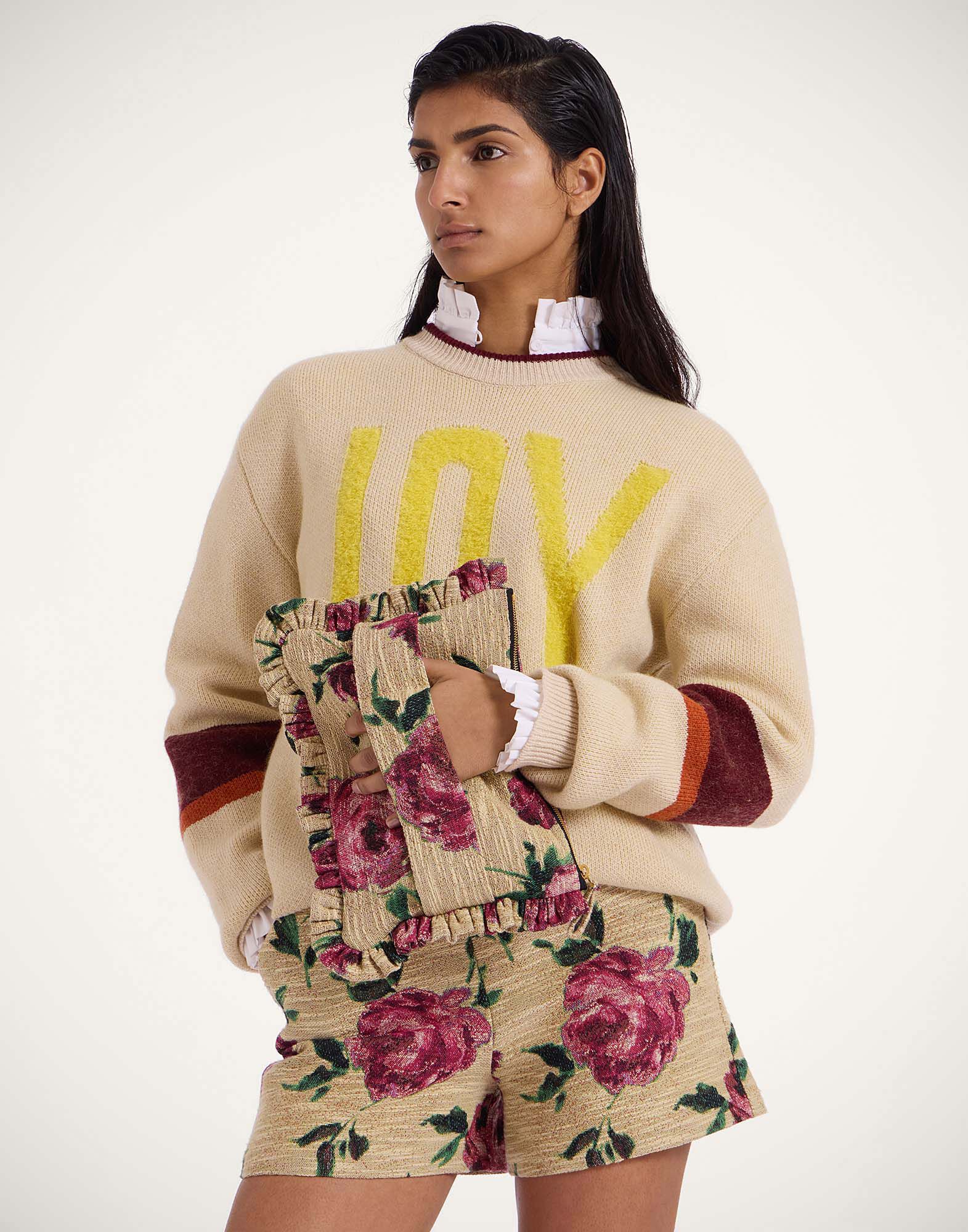 La DoubleJ Hand Pochette Roses Light Beige BAG0059COT069ROS06BR01