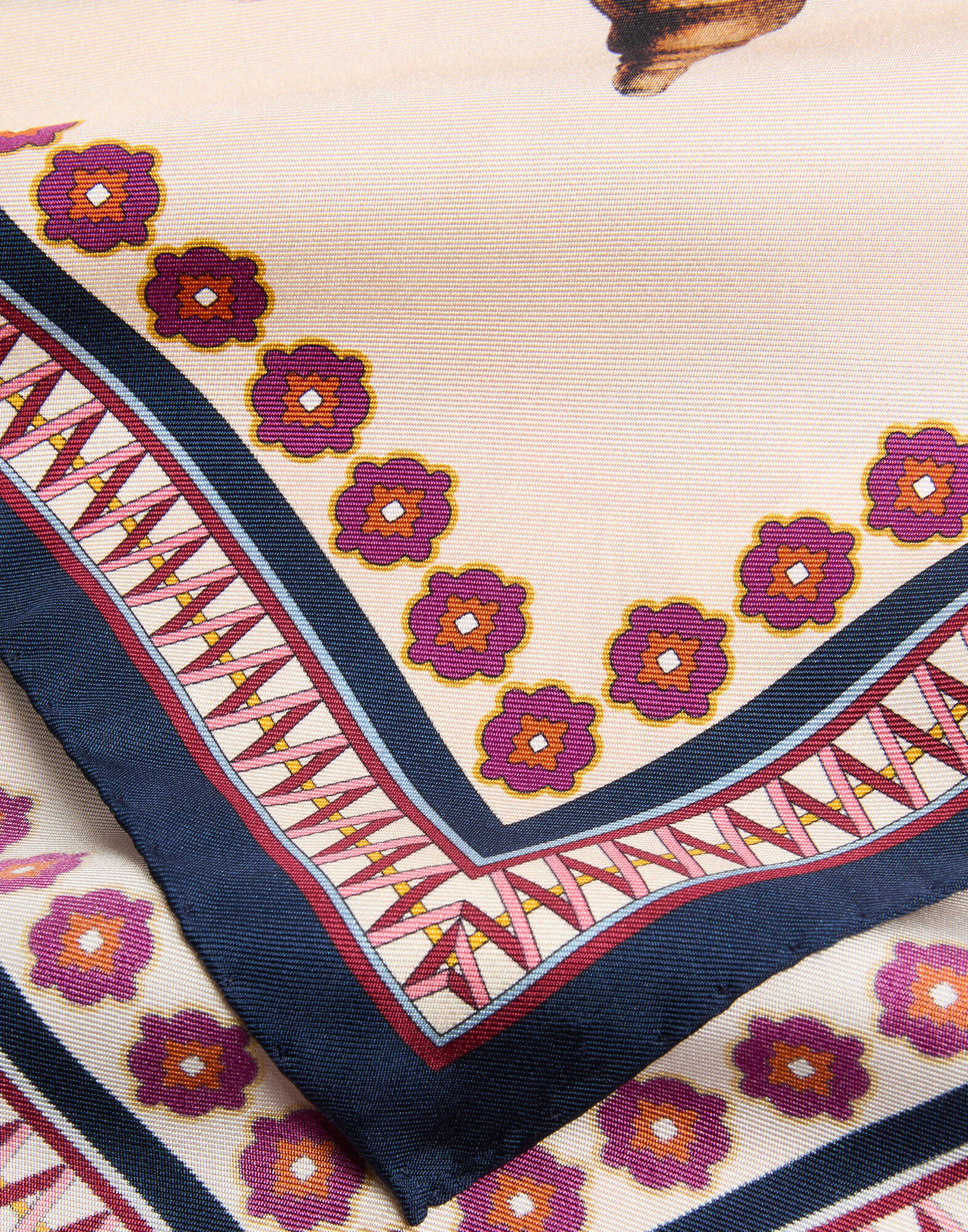 La DoubleJ Foulard 45 Zooflora Turtlair Ivory SCA0065SIL006TRL02WH04