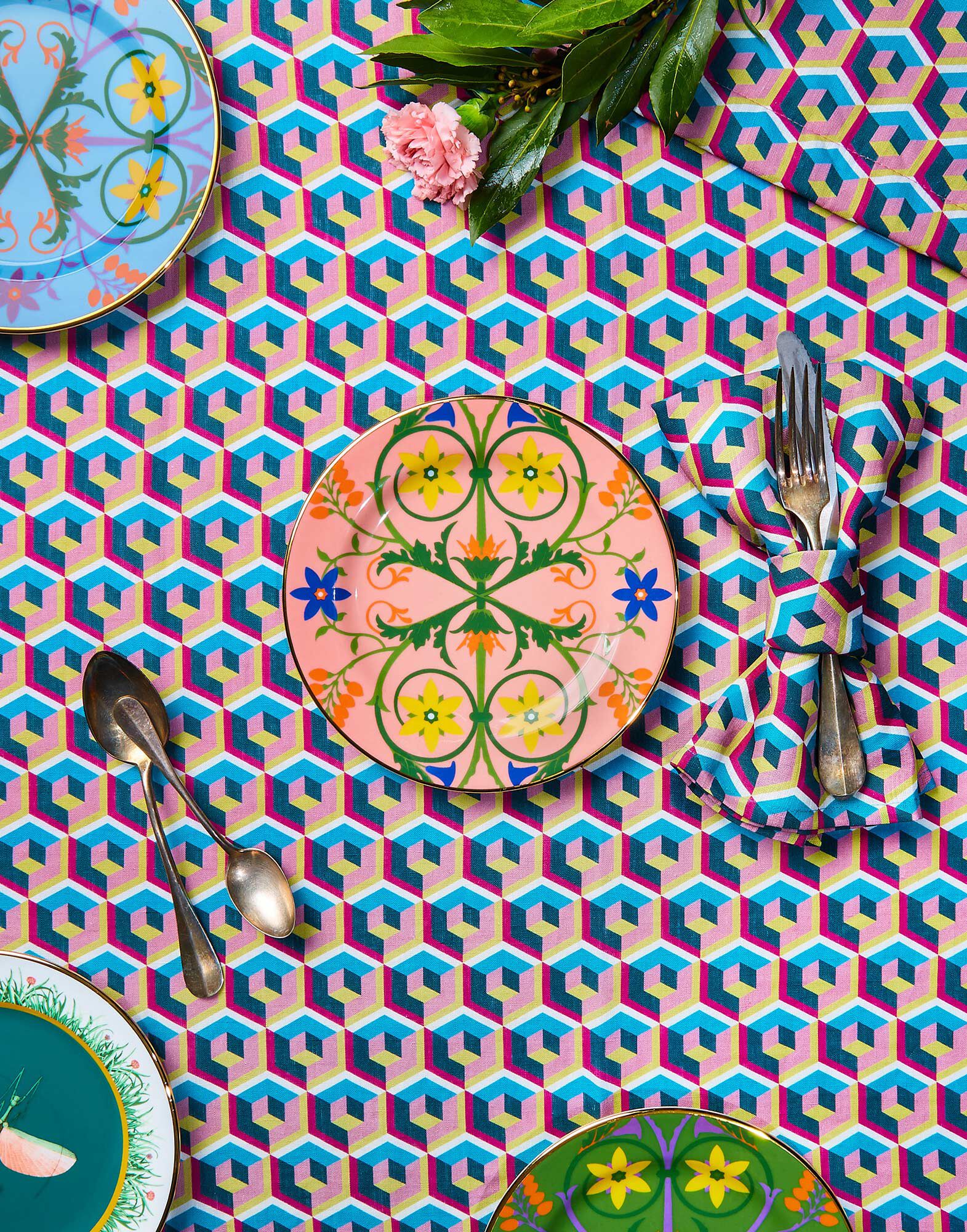 La DoubleJ Editions Large Tablecloth Cubi TBC0003LIN001CUB0003
