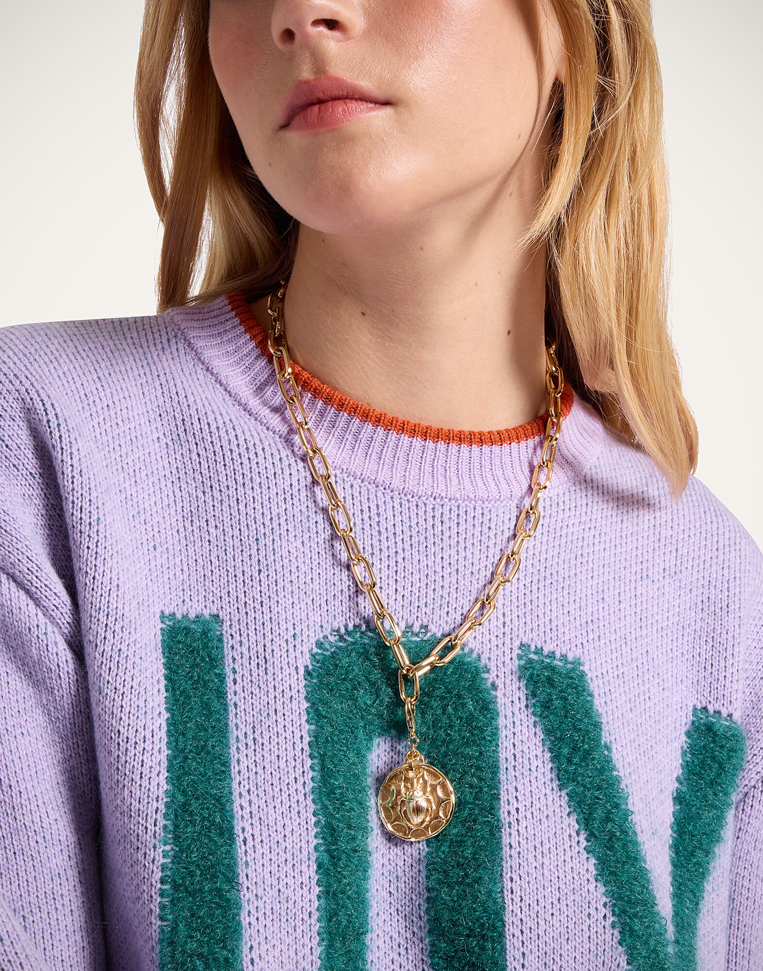 La DoubleJ Scarab Charm 24k Gold Plate CHM0013BRA003SOLIDYE05