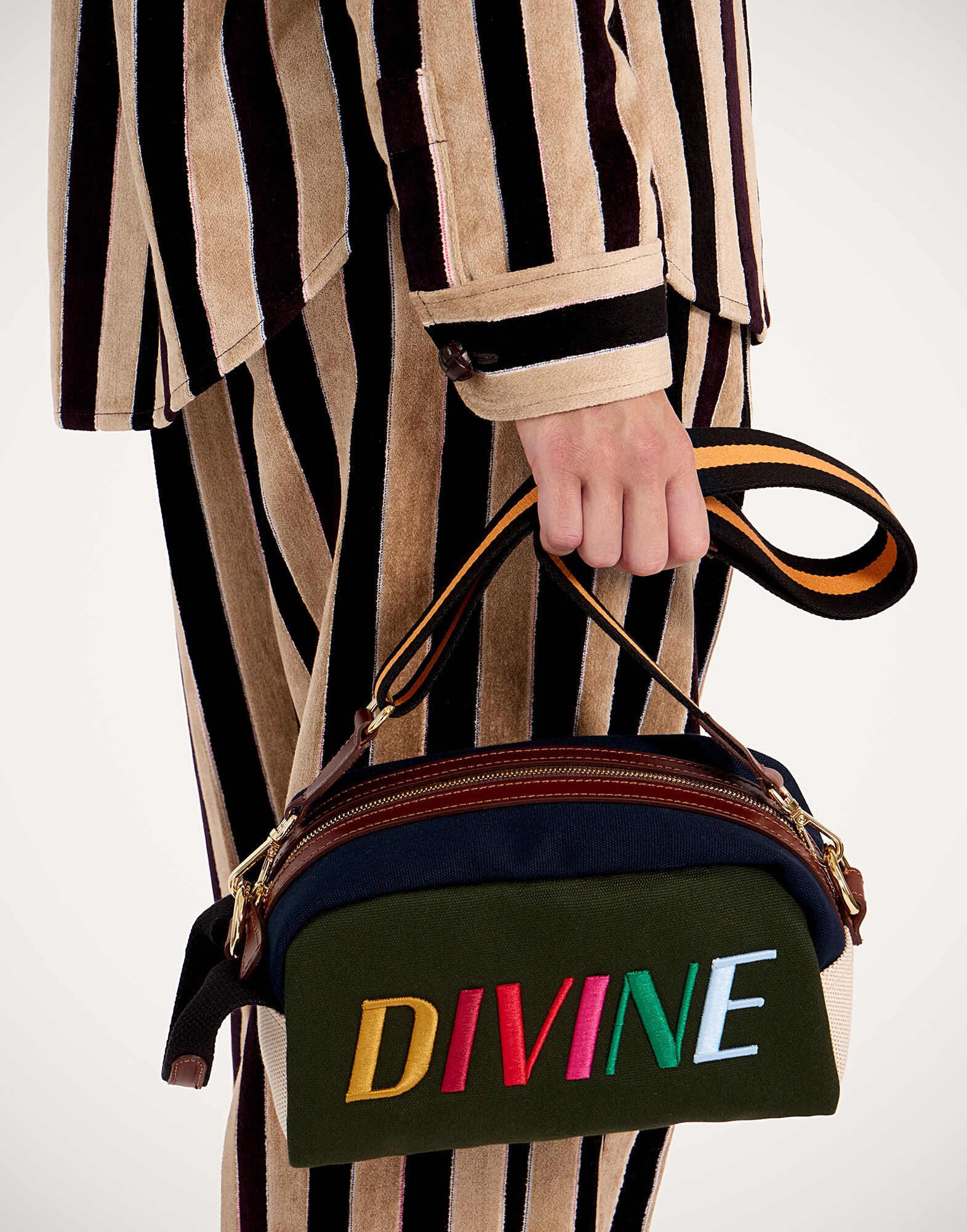 La DoubleJ Divine Beauty Bag Solid Dark Green BAG0090COT079SOLIDGR03