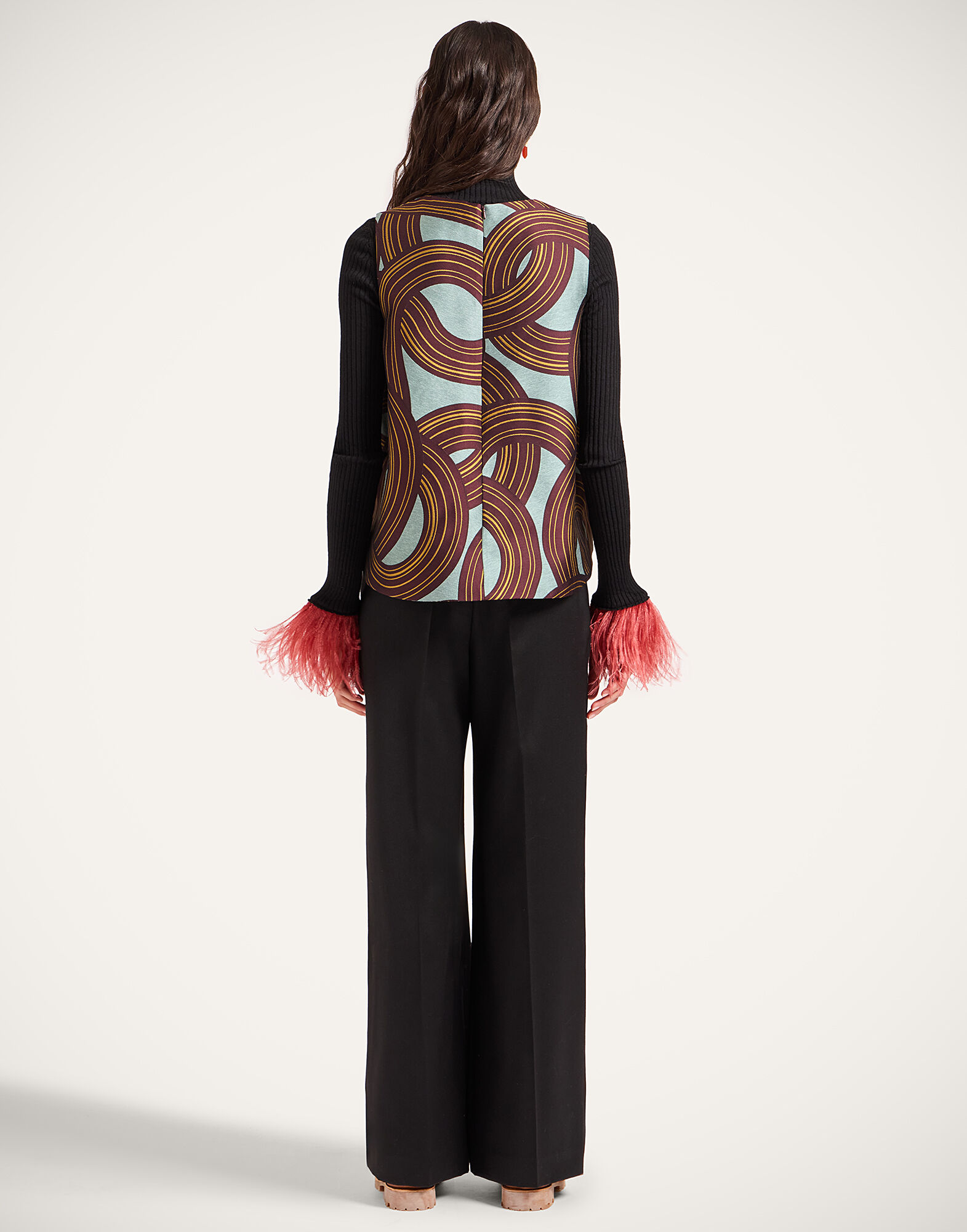 La DoubleJ Loose Pants Solid Black TRO0135WOL035SOLIDBL01