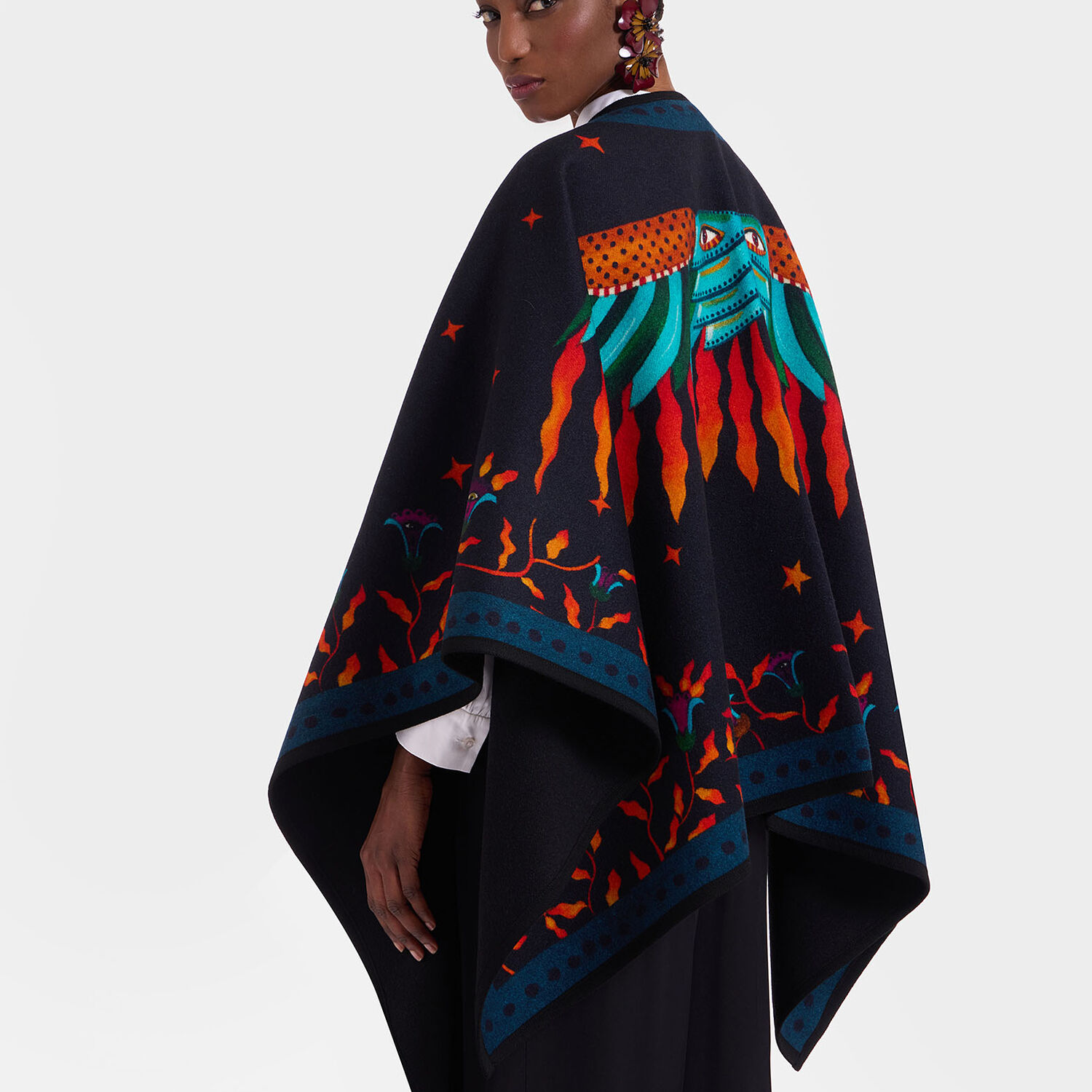La Double J Poncho (Placée)