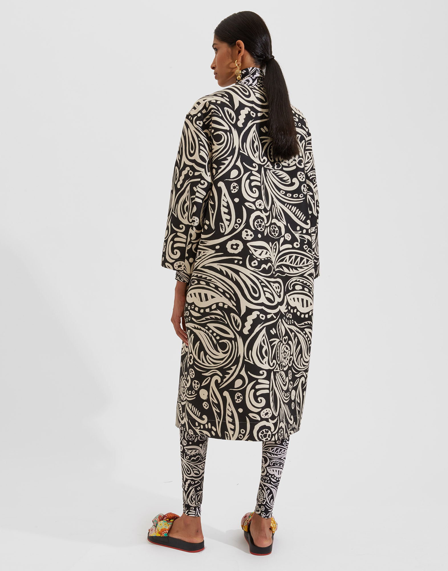 La DoubleJ Topper Coat Giga Fauve JAC0030CAD001FAU0002