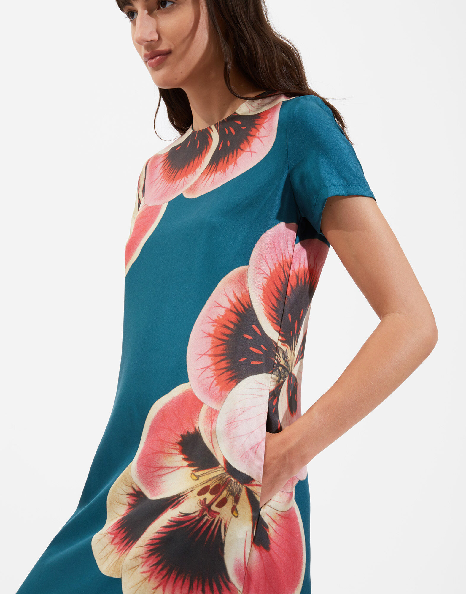 La DoubleJ Swing Dress Giga Pansy Plac&eacute;e DRE0128SIL006PAN0004