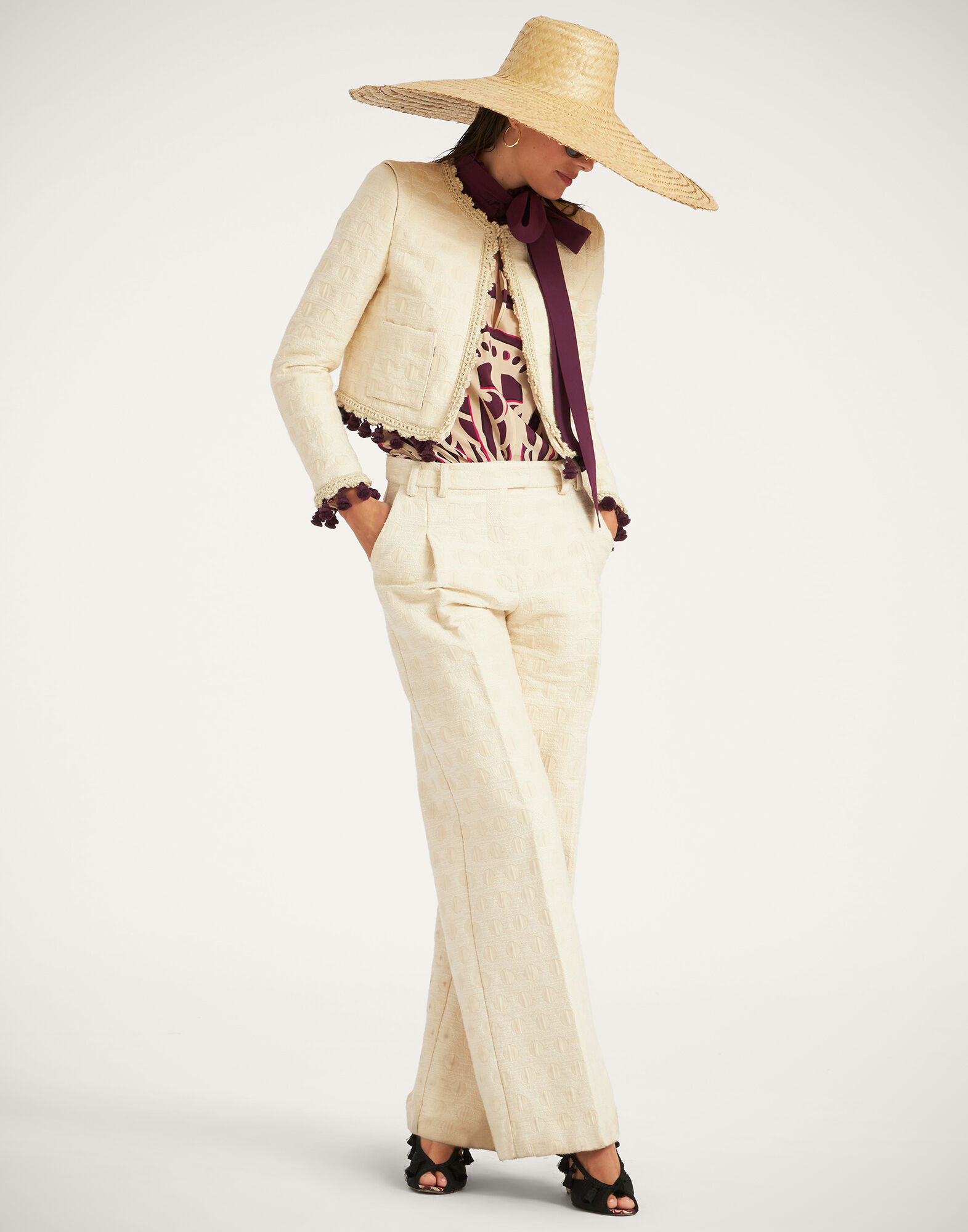 La DoubleJ Loose Pants Creamy TRO0113JCQ076CRA01WH03