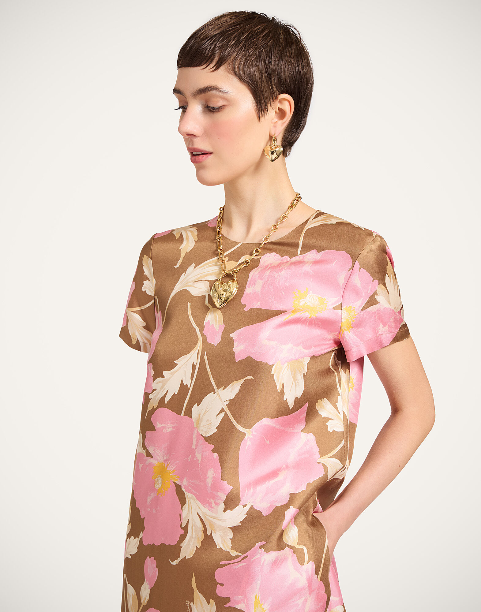 La DoubleJ Swing Dress Sylph Khaki DRE0001SIL001SYL01GR07