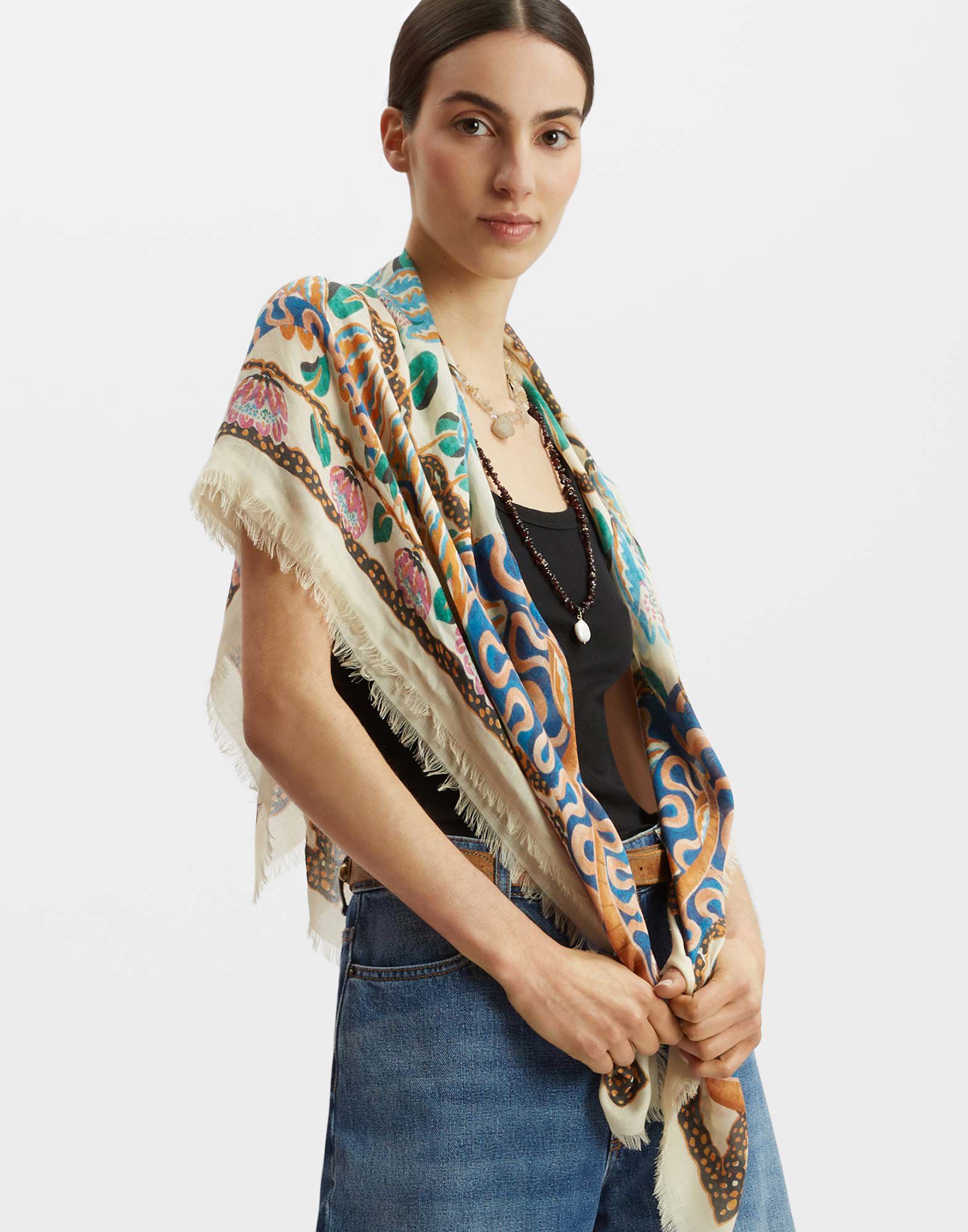 La DoubleJ Foulard 120 Eve Ecru SCA0049WOL017EEC01BR05