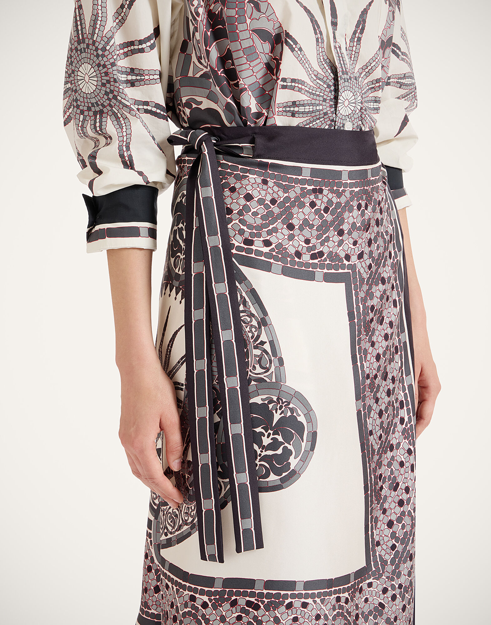 La DoubleJ Pareo Midi Skirt Cobra Plac&eacute;e Grey SKI0142SIL006COB01GY02