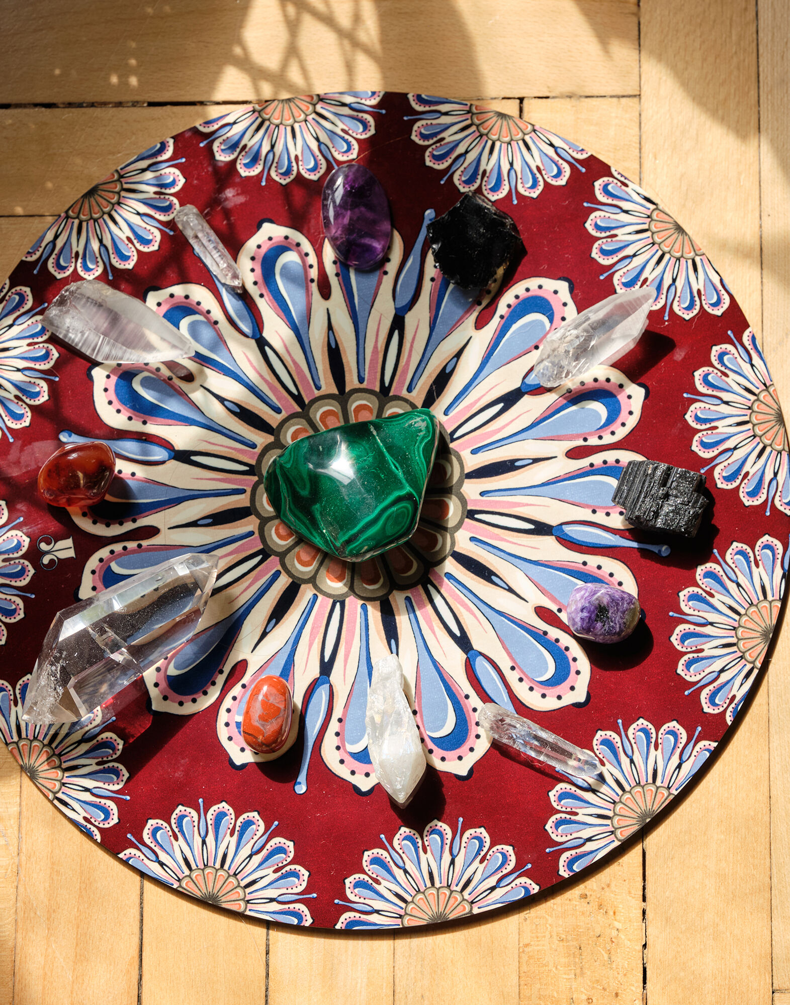 La DoubleJ Disk Placemats Set Of 2 Nucleus Bordeaux PMT0032CRK001NUC13RE02