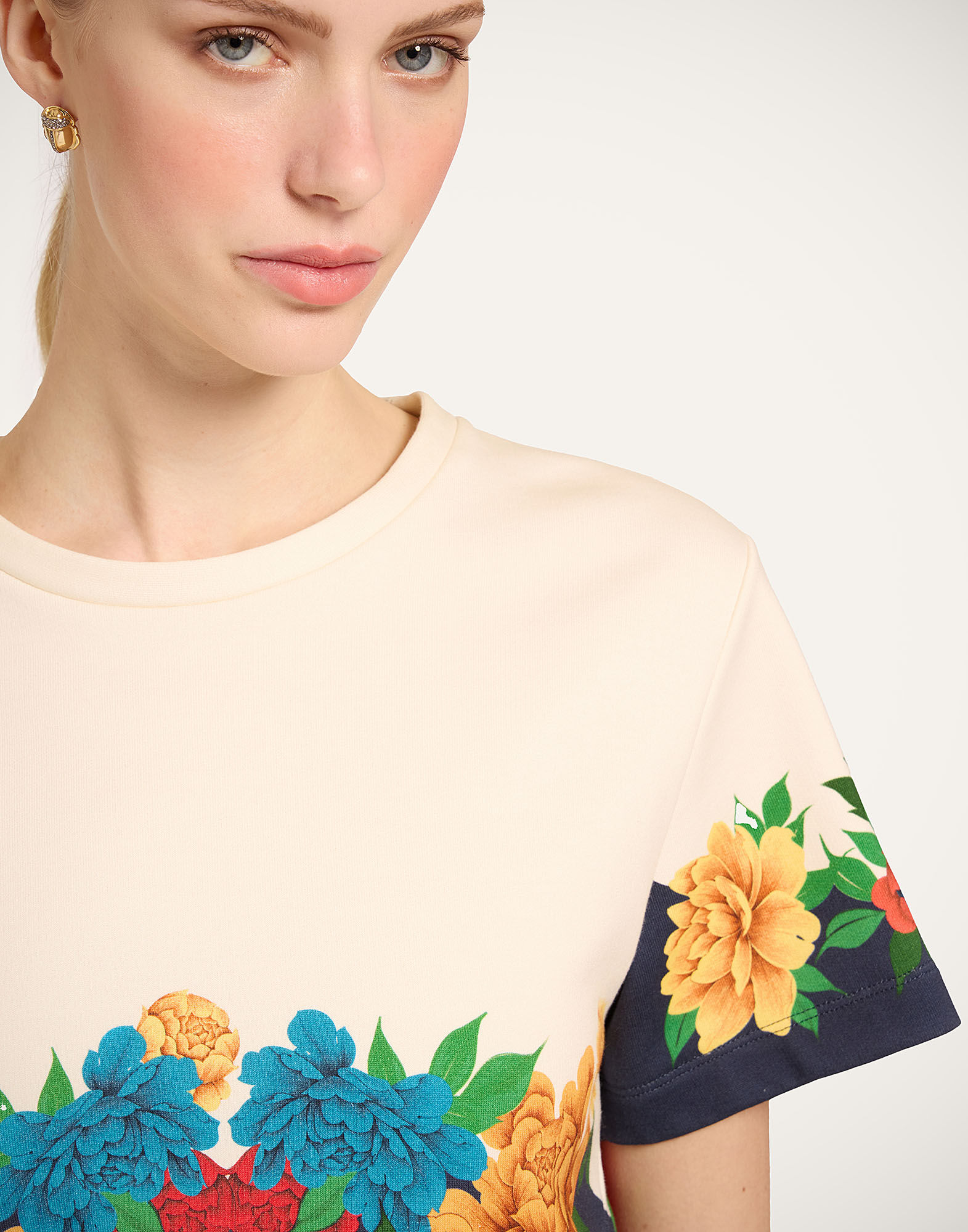 La DoubleJ La Scala Tee Princess Peony Plac&eacute;e Ivory TSH0038JER040PPE02WH04