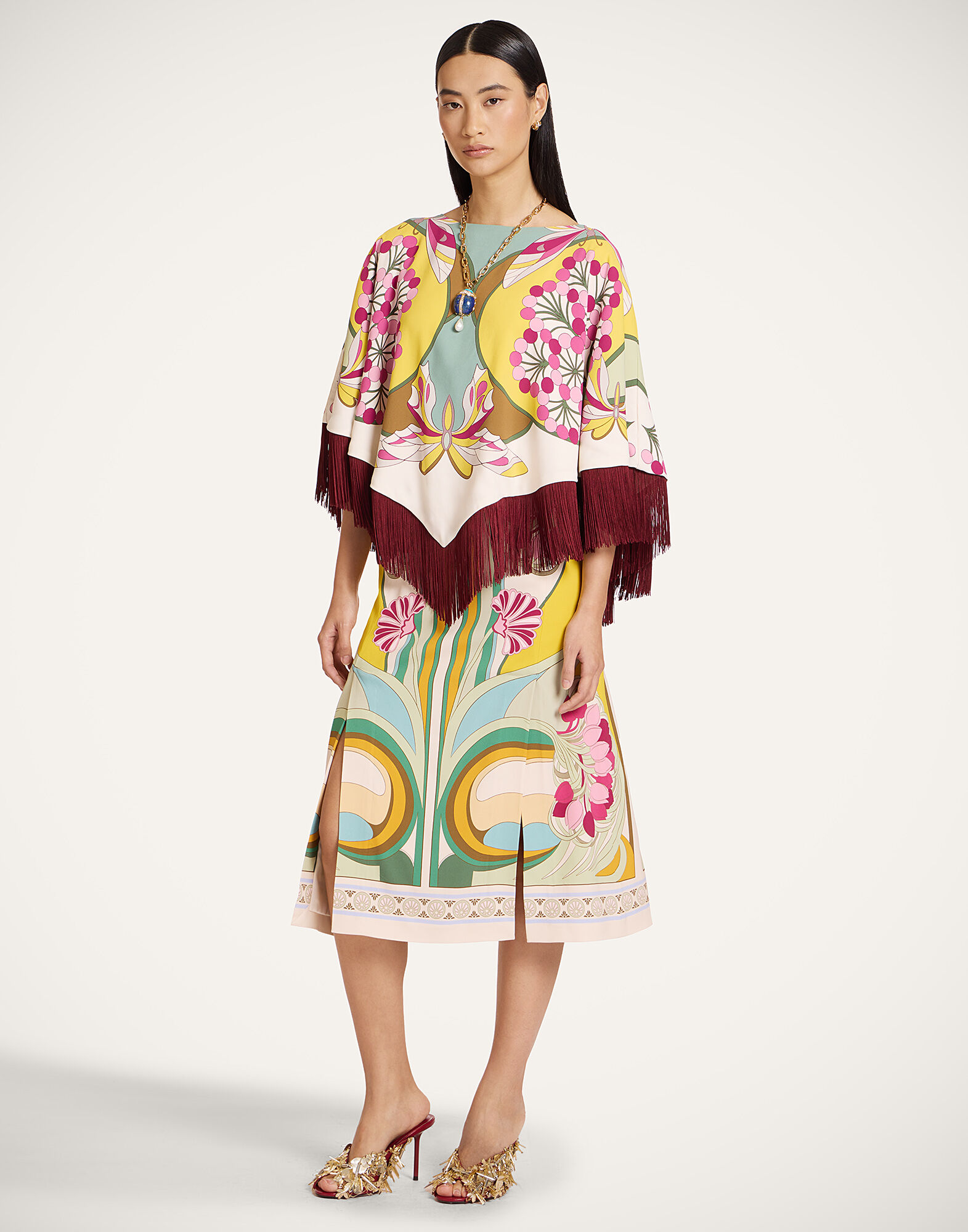 La DoubleJ Reversible Mini Poncho Top Florette Plac&eacute;e Fuchsia SCA0077VIS011FLO08PI03