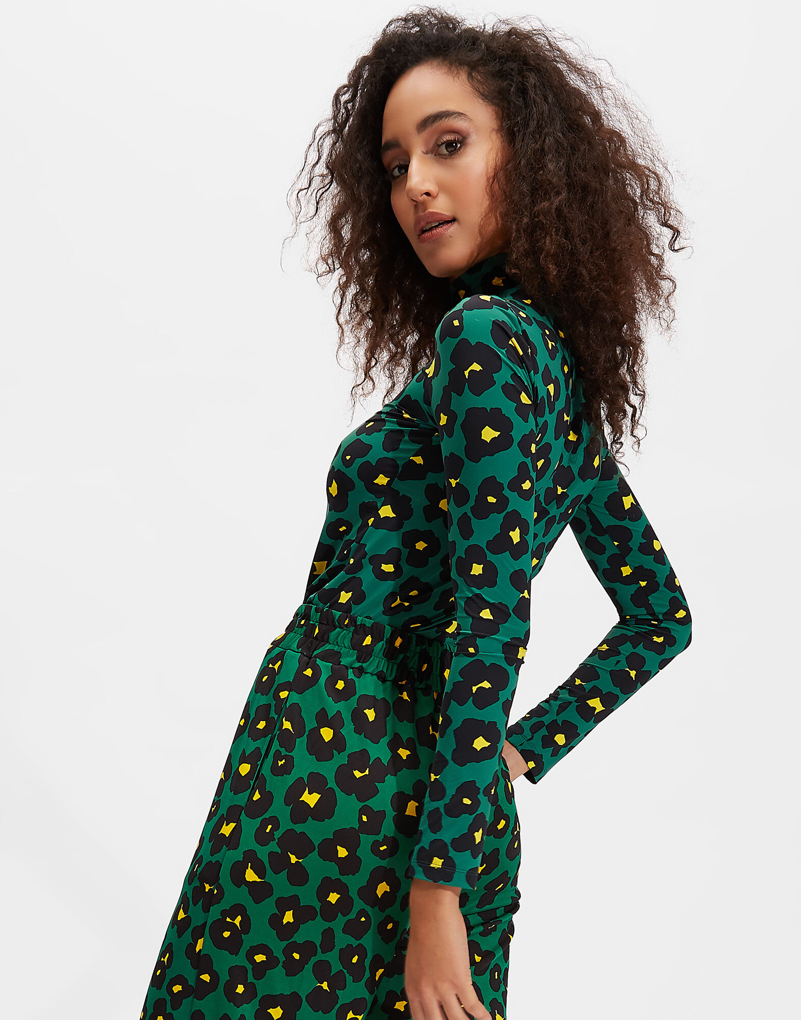 LaDoubleJ Turtleneck Flower Leopard Verde SHI0030JER005FLL0002