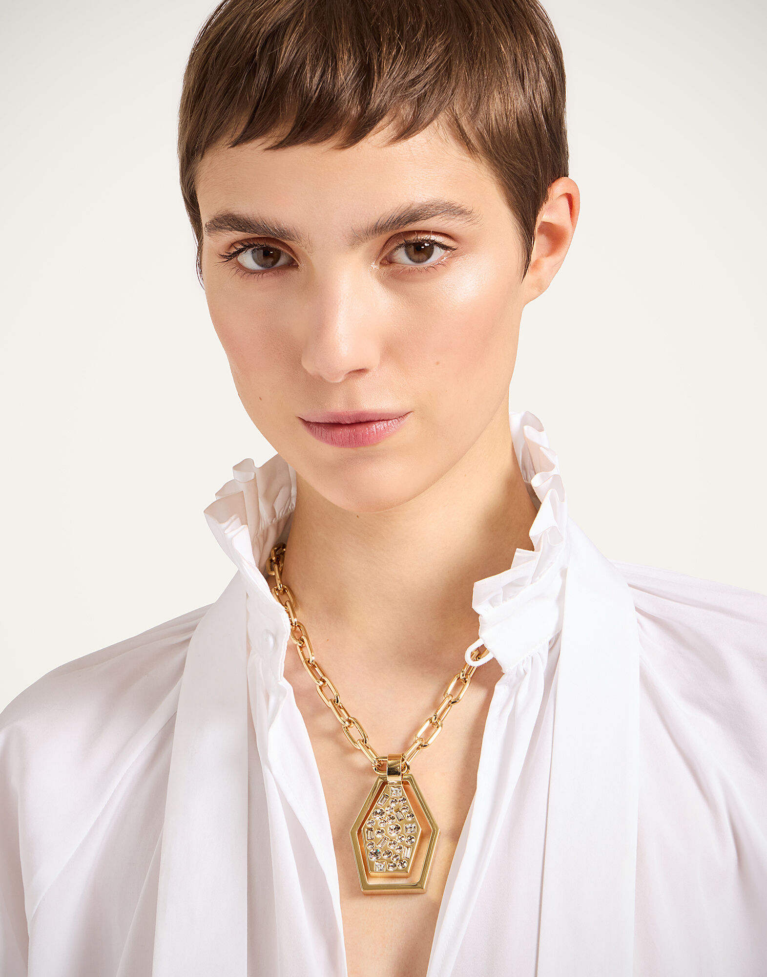 La DoubleJ Sparkly Swinging Portal Necklace 24K Gold Plate & Swarovski Crystals NEC0042BRA007SOLIDYE05