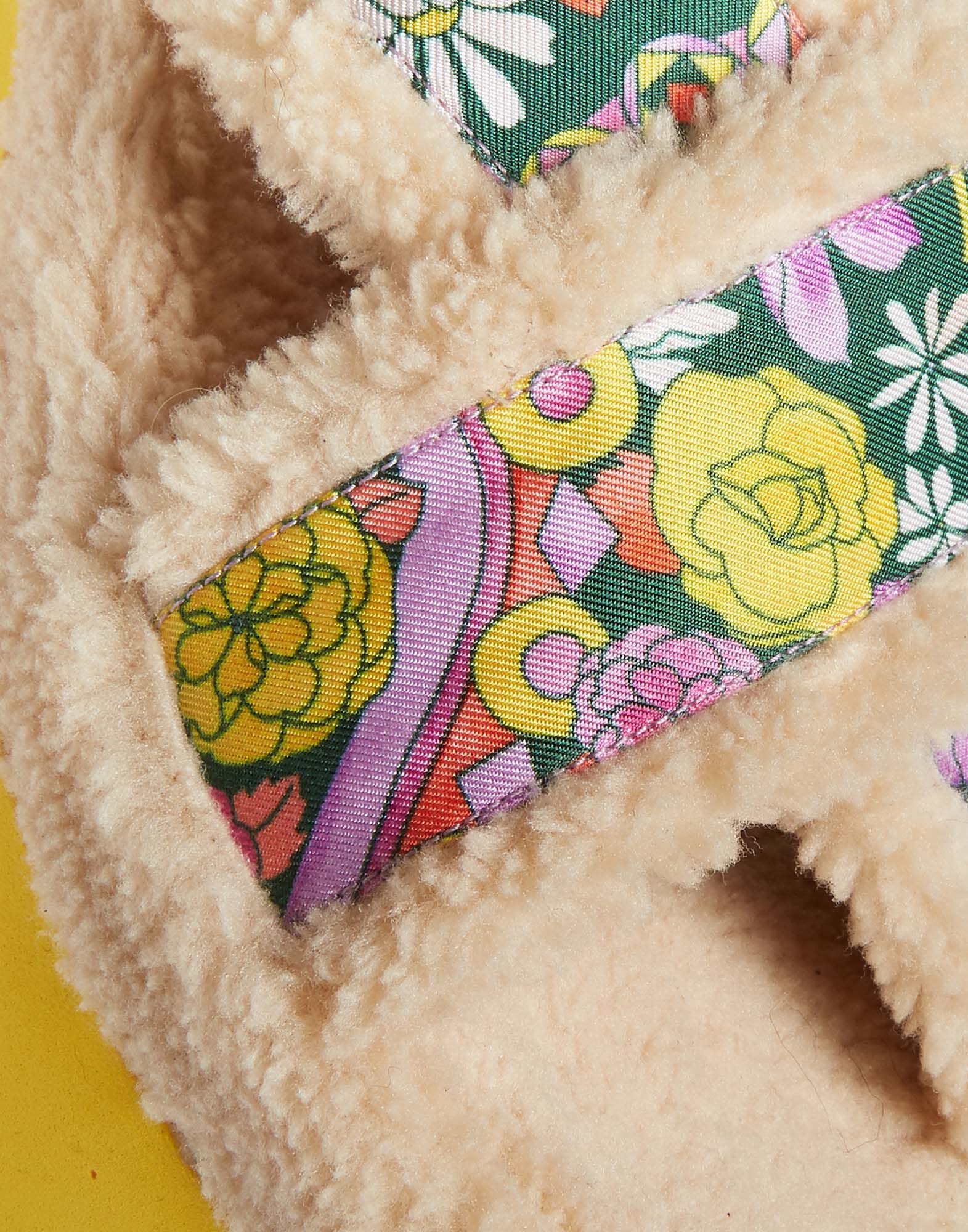 La DoubleJ Shearling Platforms Tripping SHO0029FOD001TRG0001