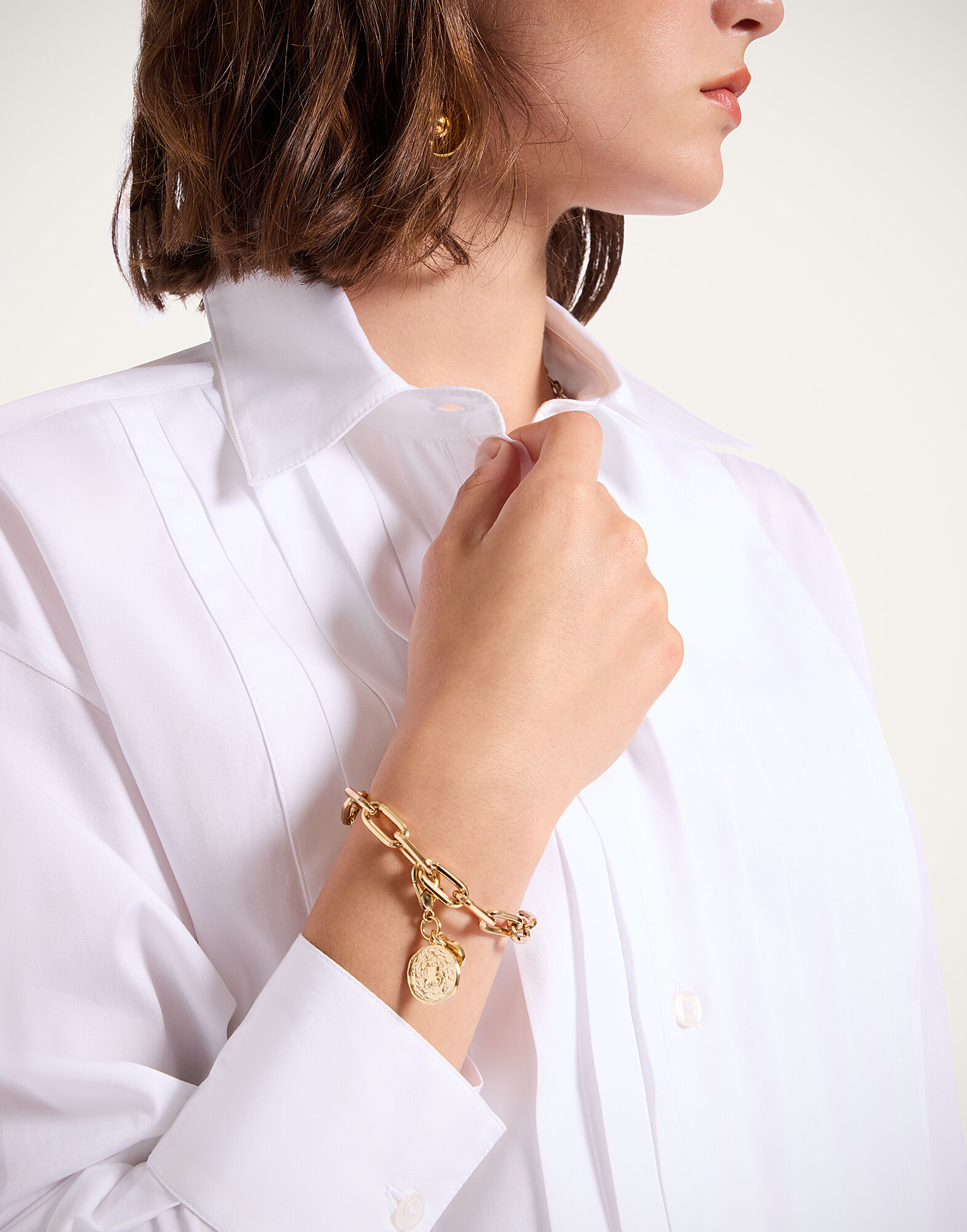 La DoubleJ Mini Scarab Charm 24k Gold Plate CHM0012BRA003SOLIDYE05