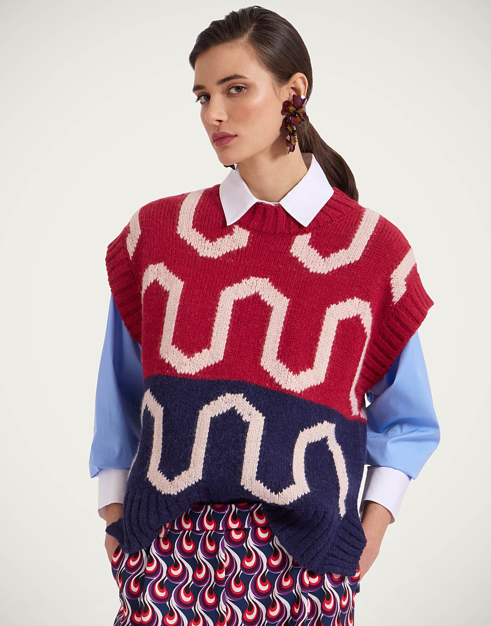 La DoubleJ Comber Gilet Burgundy & Blue PUL0226KNI134VA312RE02