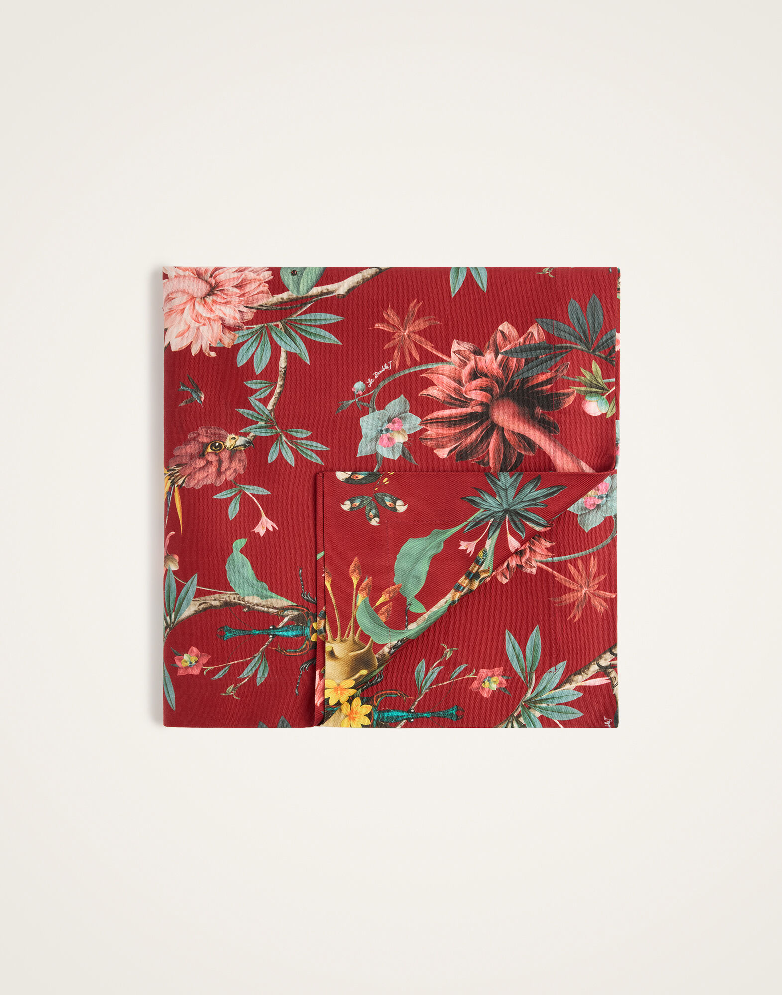 La DoubleJ Large Tablecloth Fantastic Creatures Bordeaux TBC0018COT073FCR01RE02