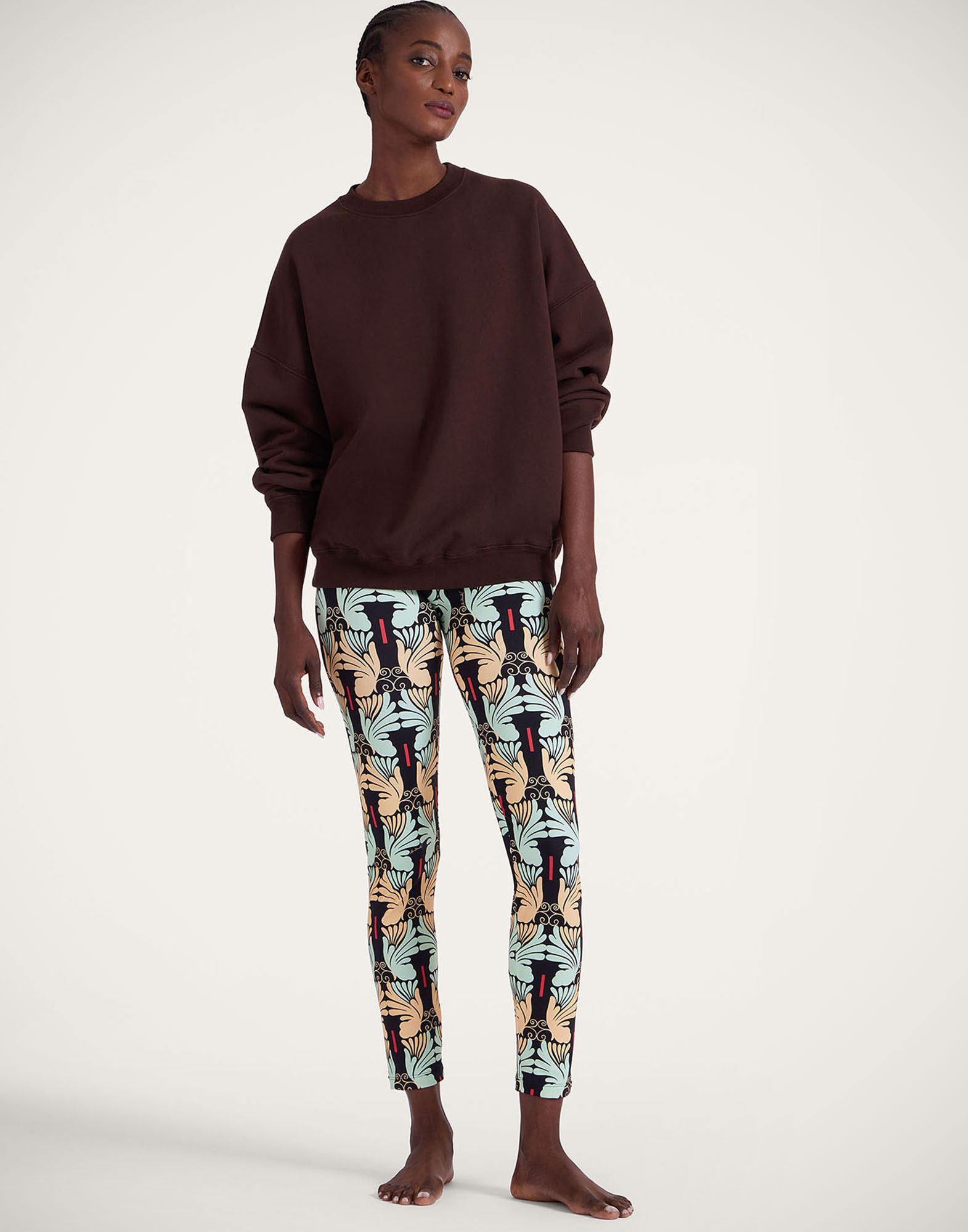 La DoubleJ Off Court Sweatshirt Solid Brown SWE0035JER054SOLIDBR07