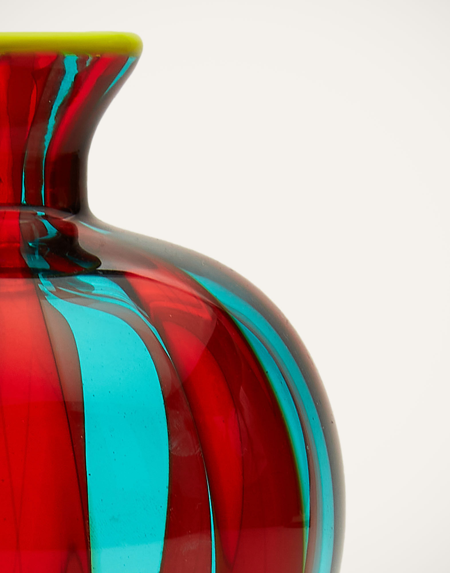 La DoubleJ Mini Ciccio Vase Red/Turquoise VAS0012MUR001MUL0067