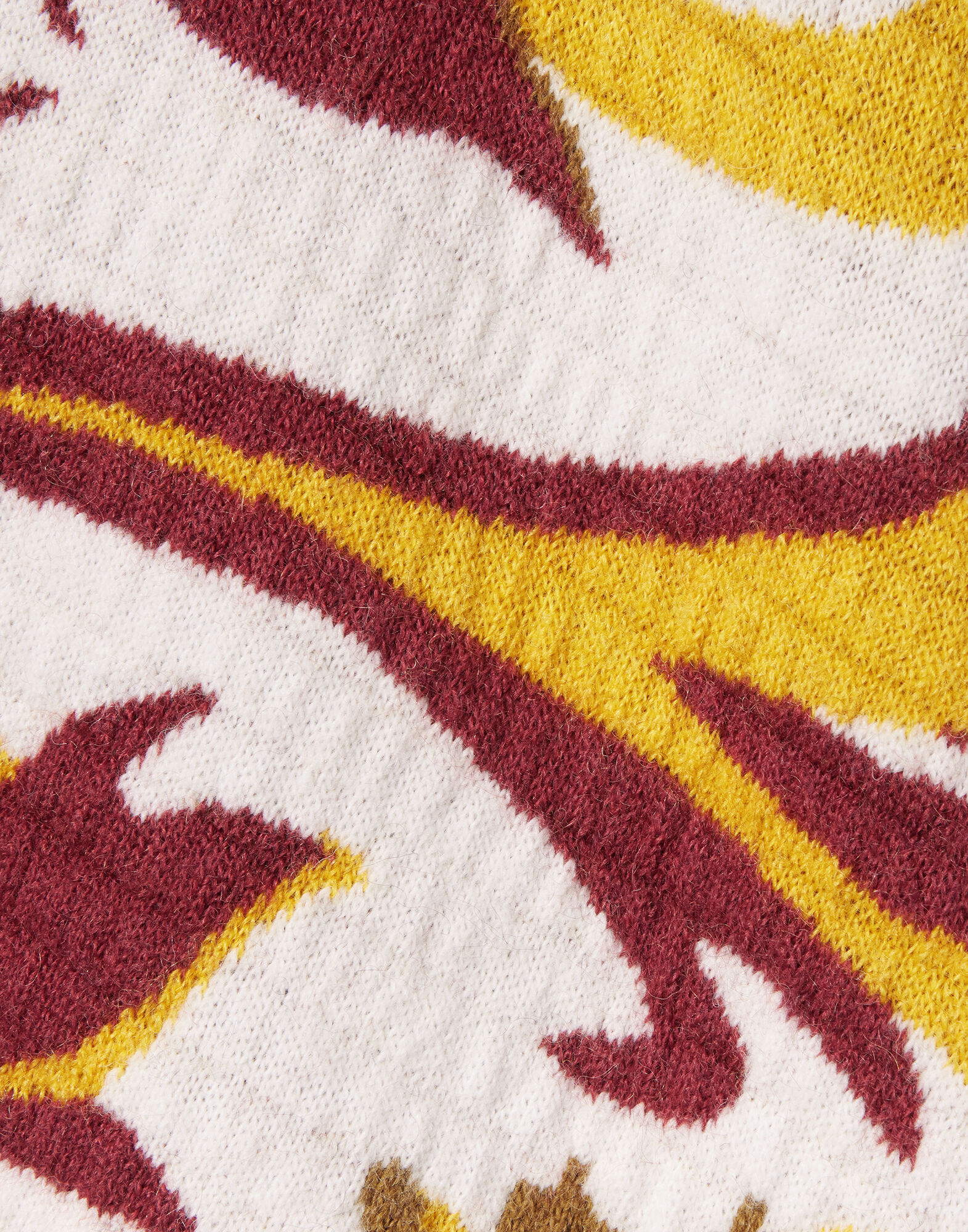 La DoubleJ In My Power Knit Stole Multicolor Ivory & Red SCA0082KNI177VA402BR05