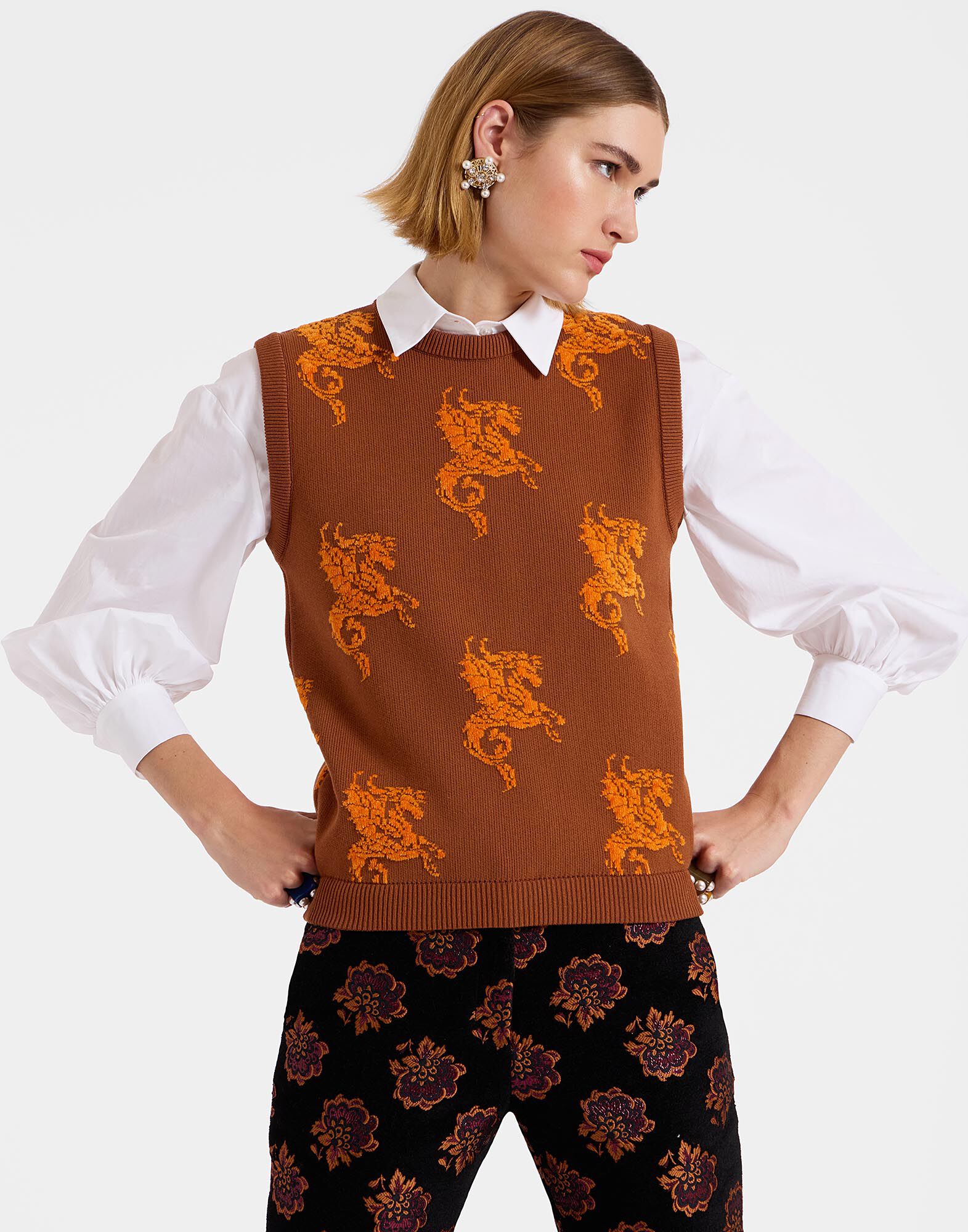 La DoubleJ Gryphos Gilet Brown PUL0212KNI121VA274BR02