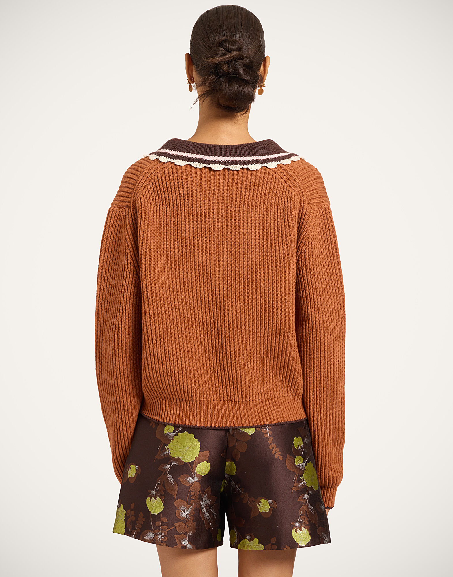 La DoubleJ Picket High Sweater Solid Tobacco PUL0404KNI037SOLIDBR06
