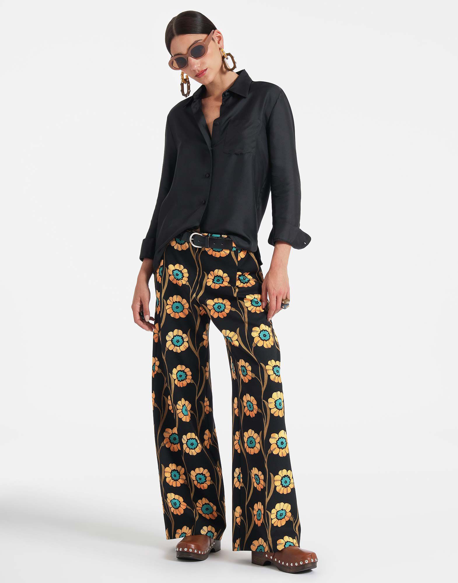 La DoubleJ Loose Pants Daisychain Black TRO0113JER034ROP01BL01