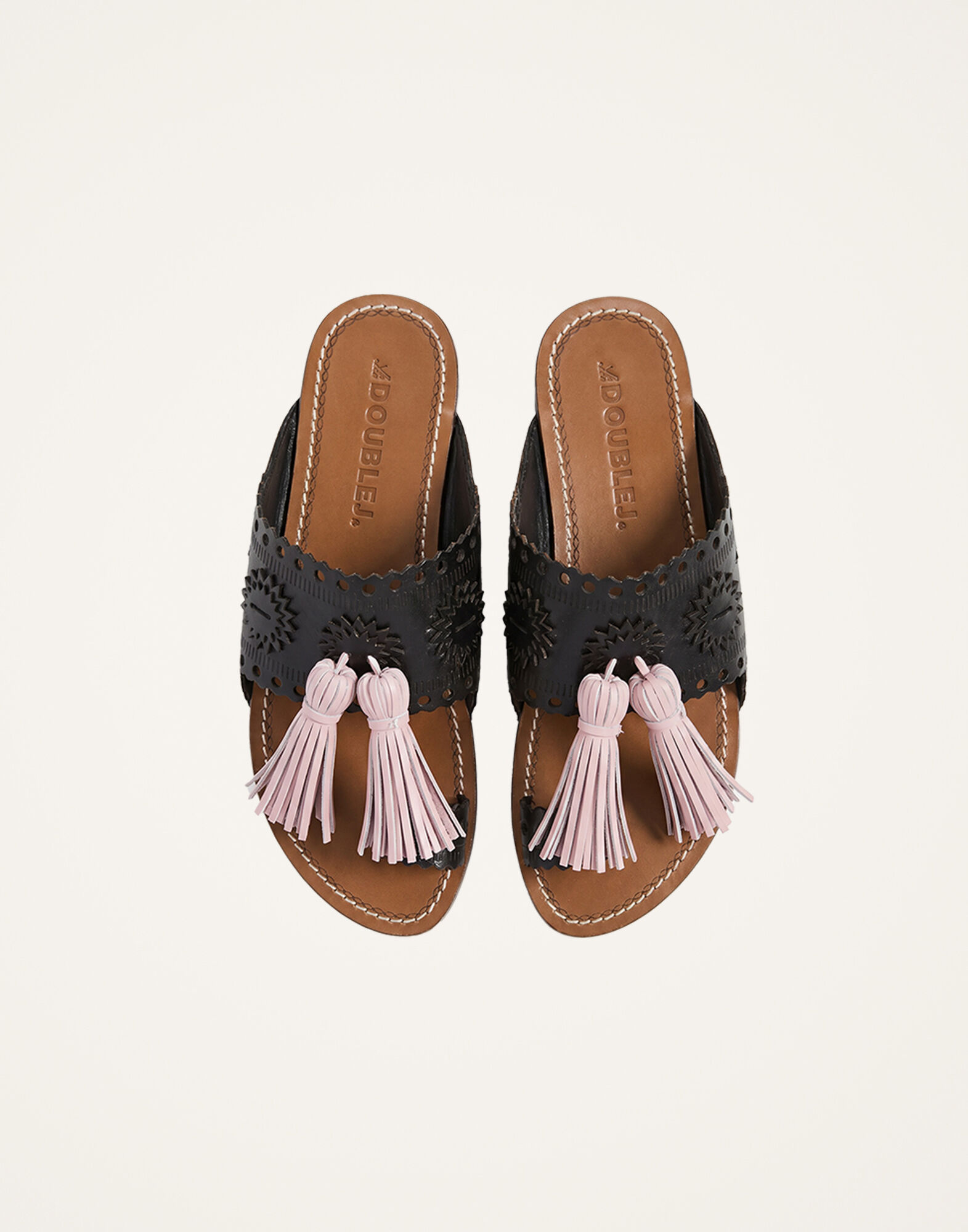La DoubleJ Sandy Slides Solid Black SHO0110LEA014SOLIDBL01