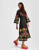 La DoubleJ Sorella Dress &#40;Plac&eacute;e&#41; Folk Flowers Nero Plac&eacute;e DRE0233JER022FFL0004