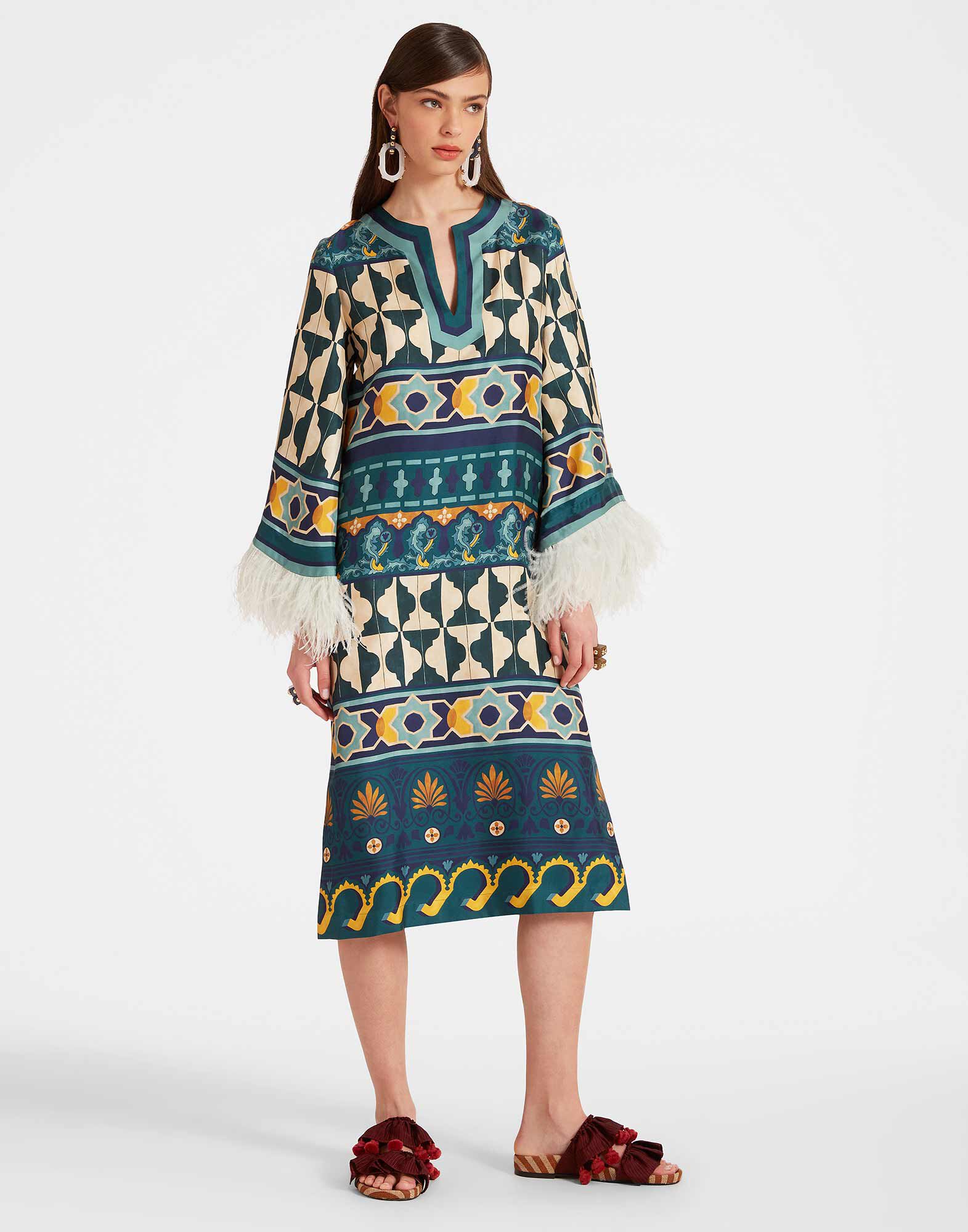 La DoubleJ The Kaftan Casareale Plac&egrave;e Emerald DRE0552SIL001REA01GR04