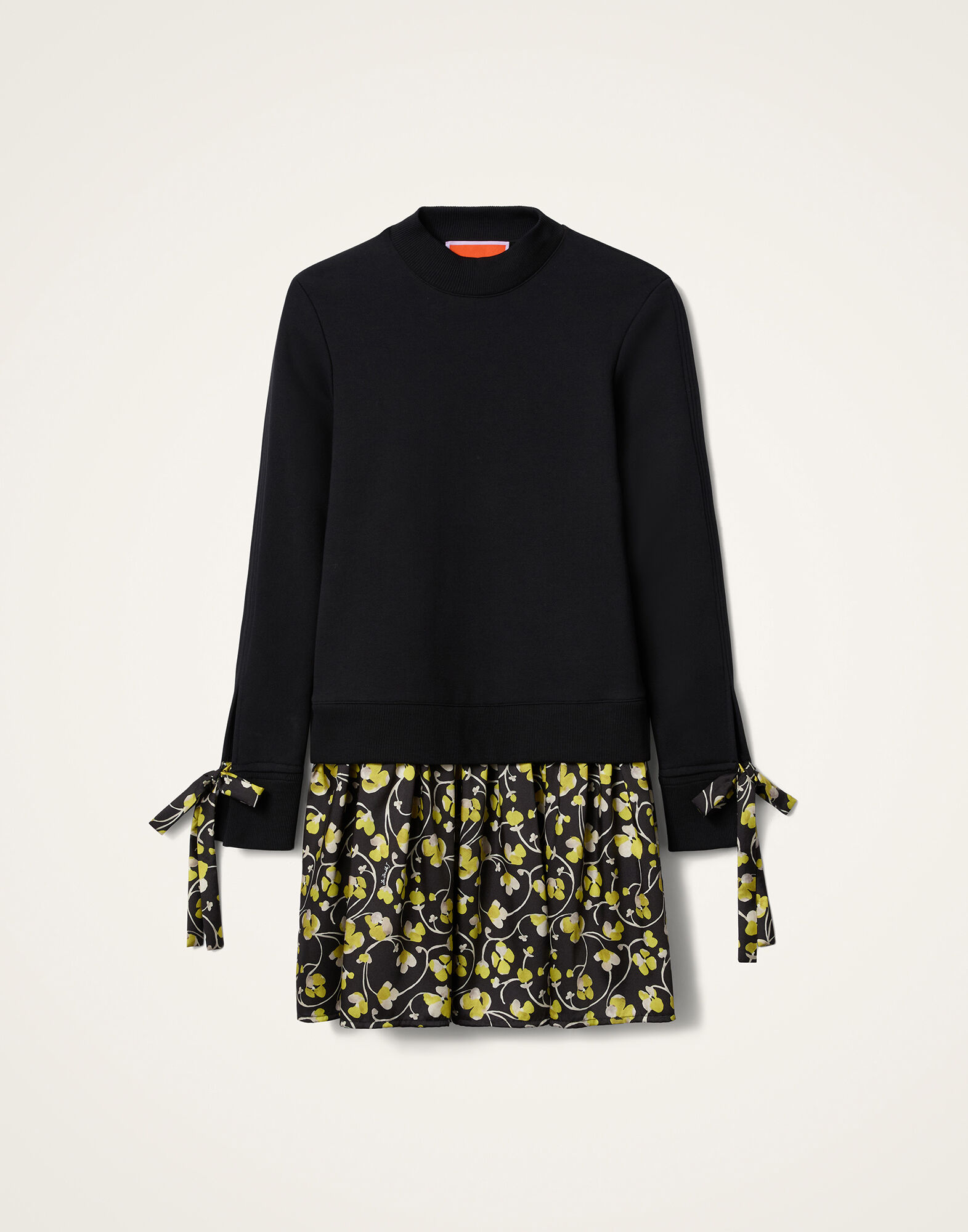 La DoubleJ Sporty Dress Honeysuckle Black DRE0453FOD001HNY01BL01