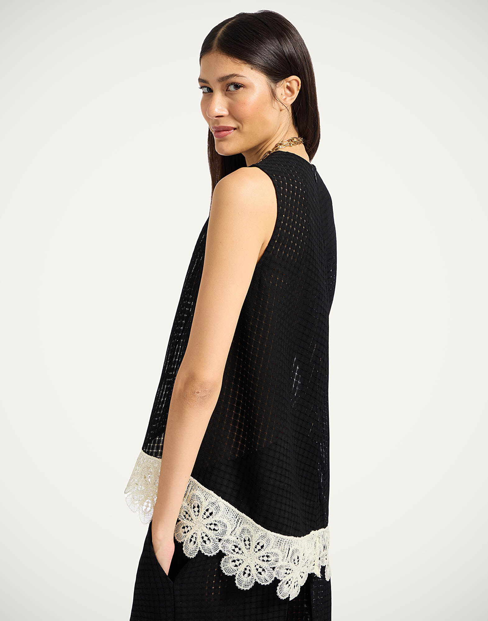 La DoubleJ La Scala Top Solid Black TOP0159COT077SOLIDBL01