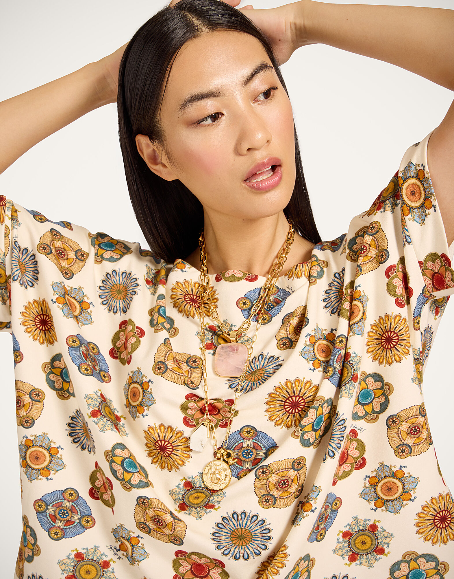 La DoubleJ Meditation Tee Nucleus Off White TSH0055JER020NUC01WH05