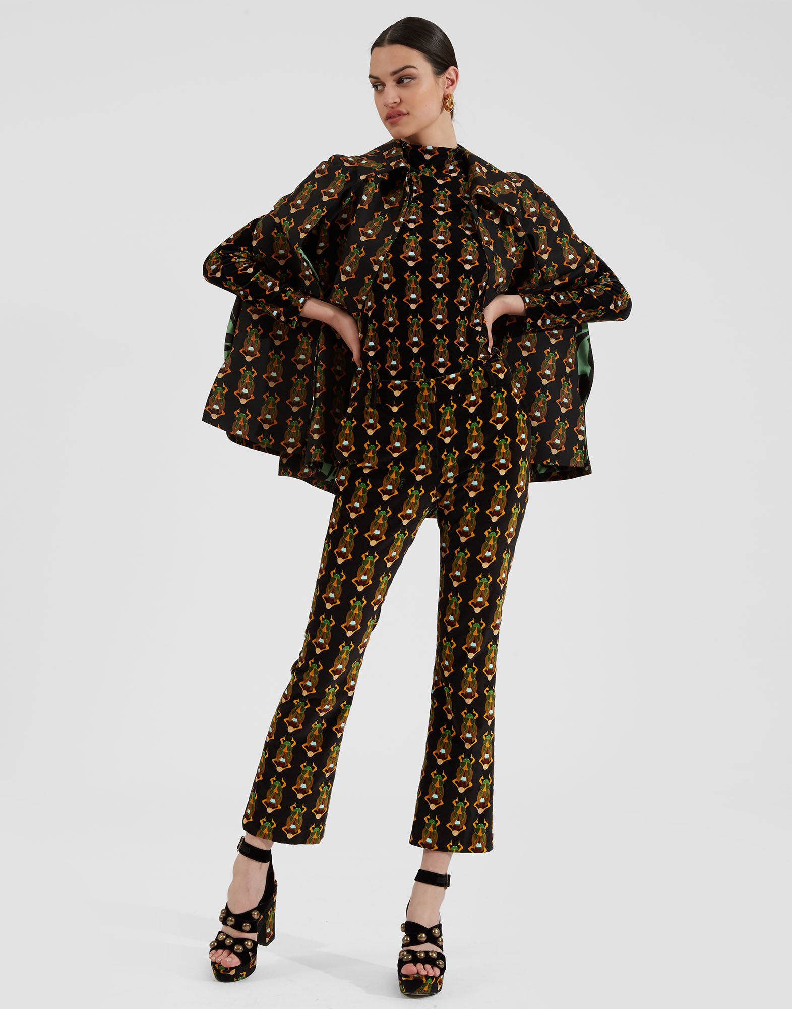 La DoubleJ 24/7 Pants Scarab Black TRO0069VEL001SCA01BL01