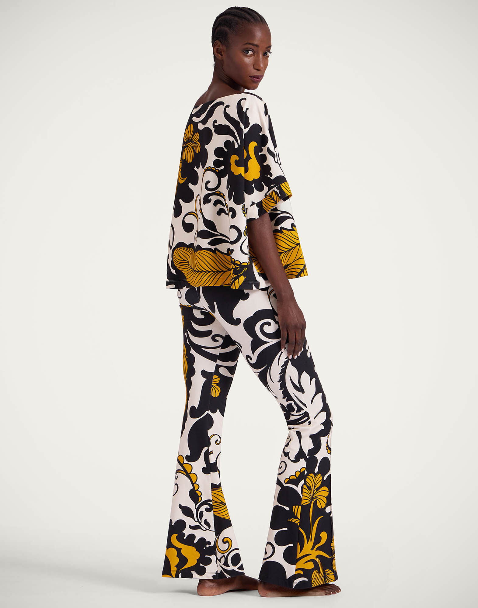 La DoubleJ New Meditation Pants Marea Black & White TRO0147JER020MRE01BL03