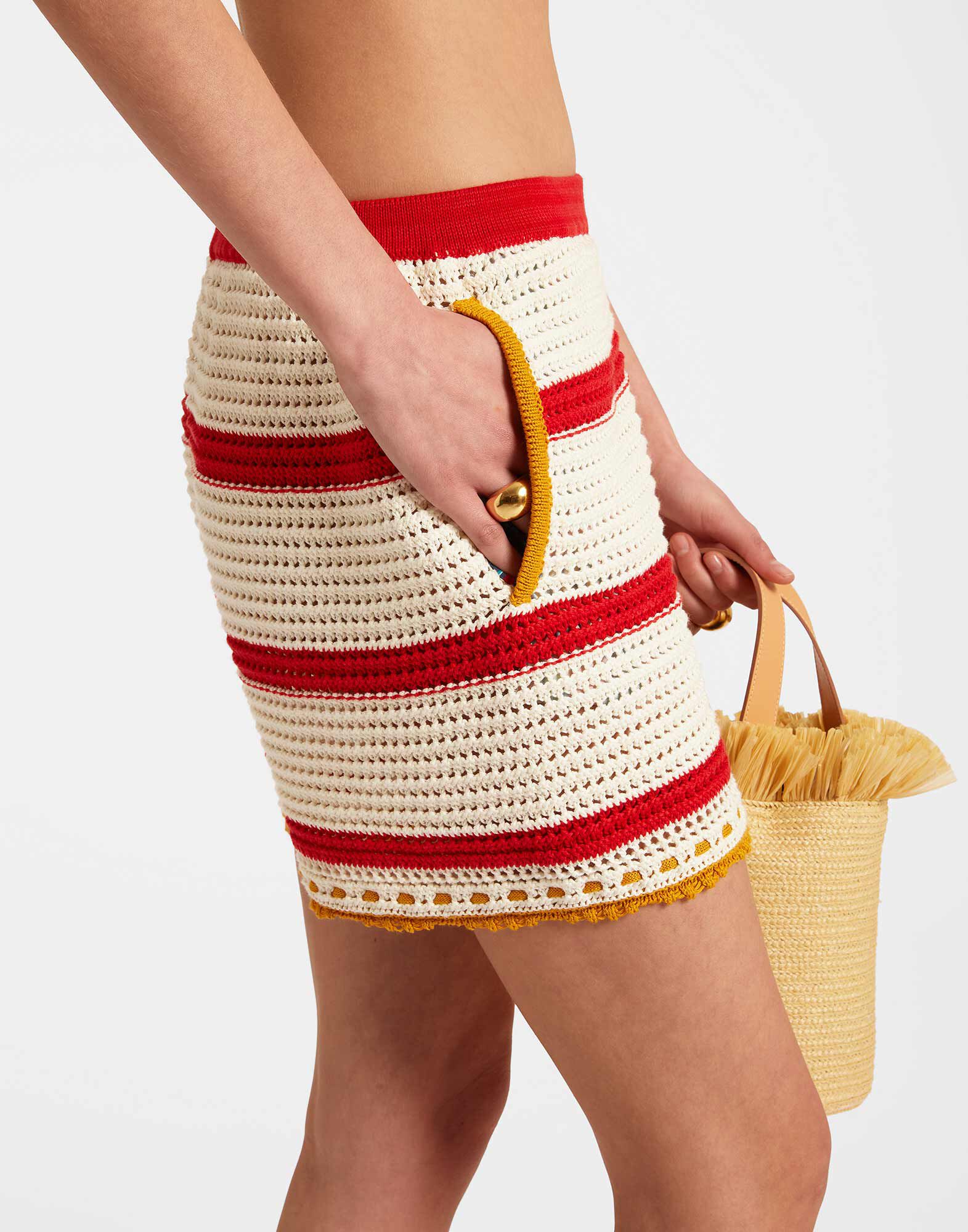 La DoubleJ Salt'N'Vinegar Shorts Cream & Red TRO0130KNI115VA257WH03