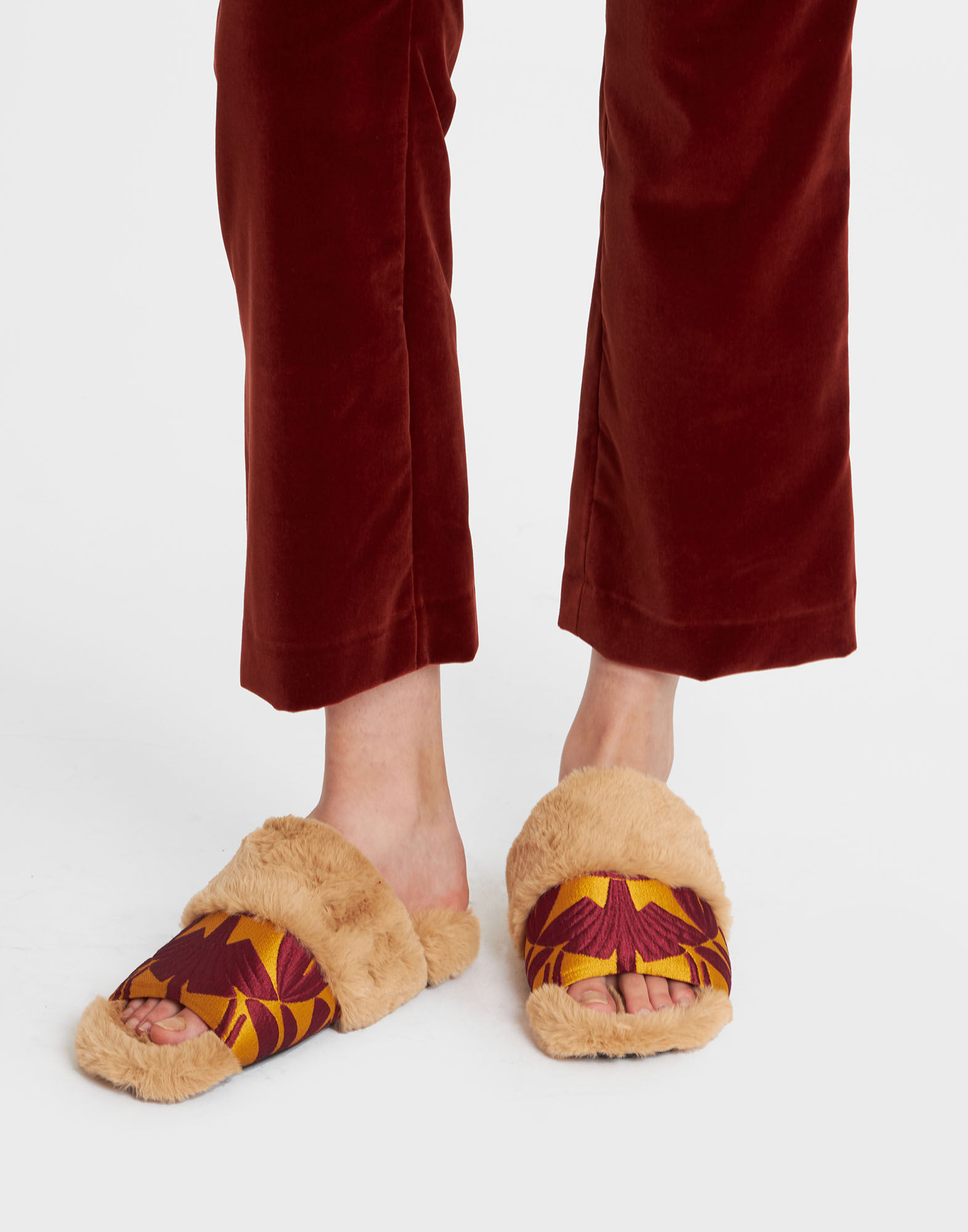 La DoubleJ Winter Slides Papyrus Gold SHO0081JCQ052PAY02YE05