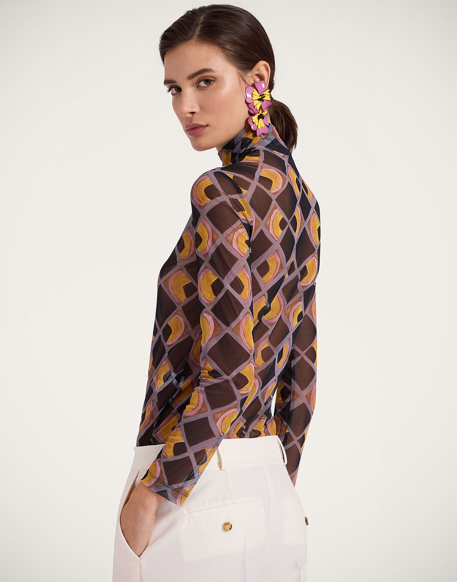 La DoubleJ Turtleneck Half-Light Black TOP0146JER035HAL02BL01